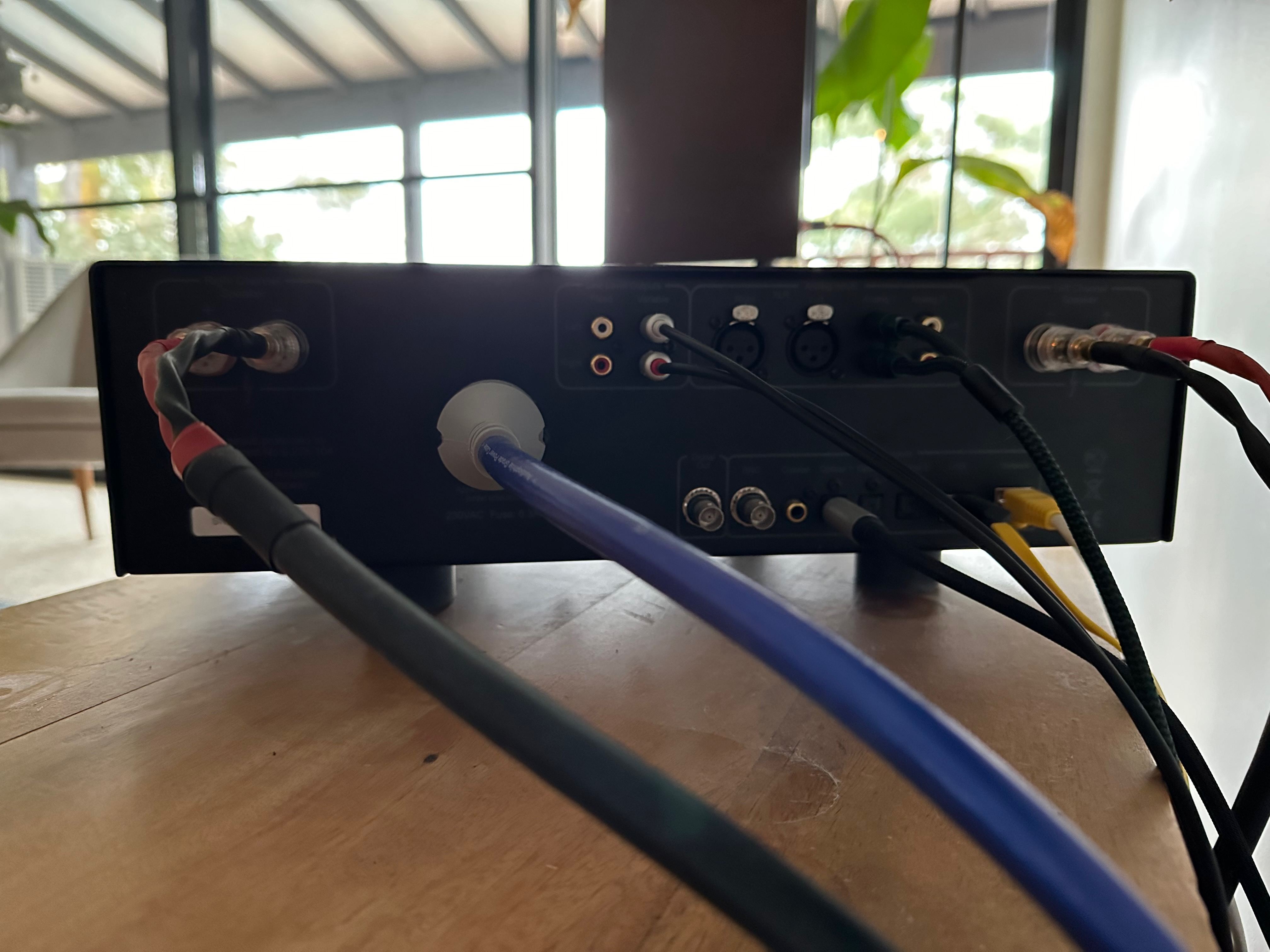 FS Hegel H390 Integrated amplifier ﻿ Stereo, Home Cinema, Headphones