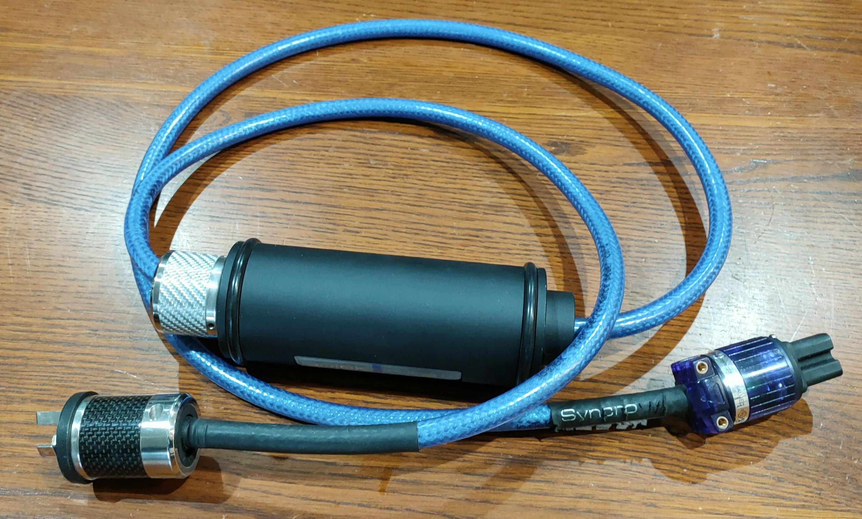 IsoTek EVO3 Syncro Power Cable 2m AU ﻿ HiFi and Cinema Cables