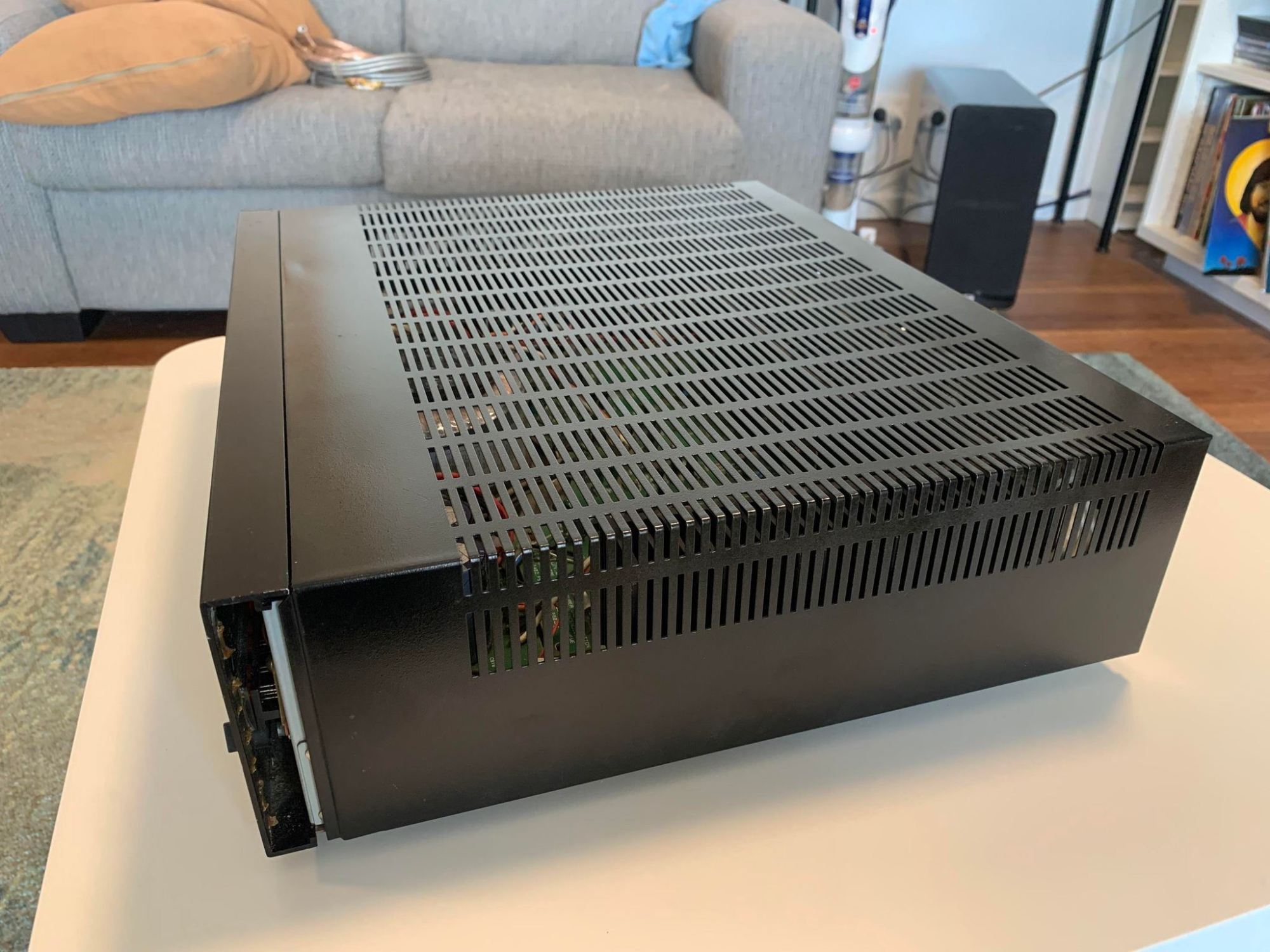 Rotel RB-956AX right.jpg