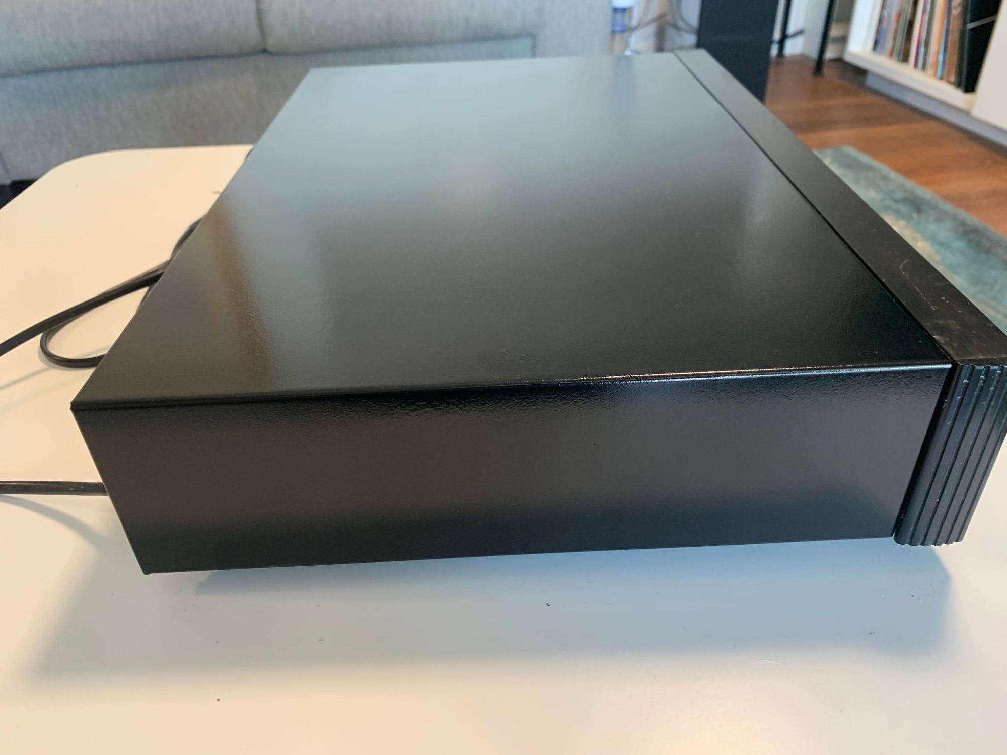 Rotel RSP-960AX left.jpg