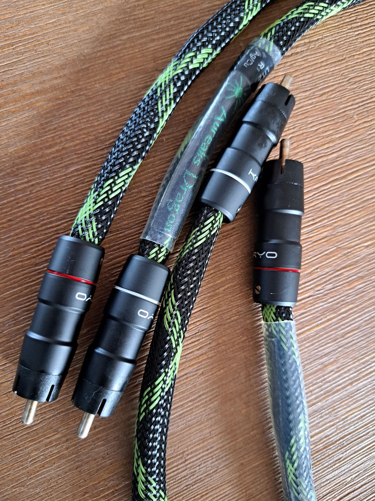 Aurealis RCA Kryo plugs.jpg