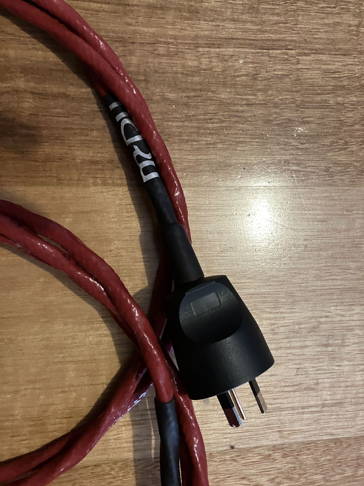 MCRU No. 91 mains cable. Aus plug(2m. 3 available) ﻿ HiFi and Cinema