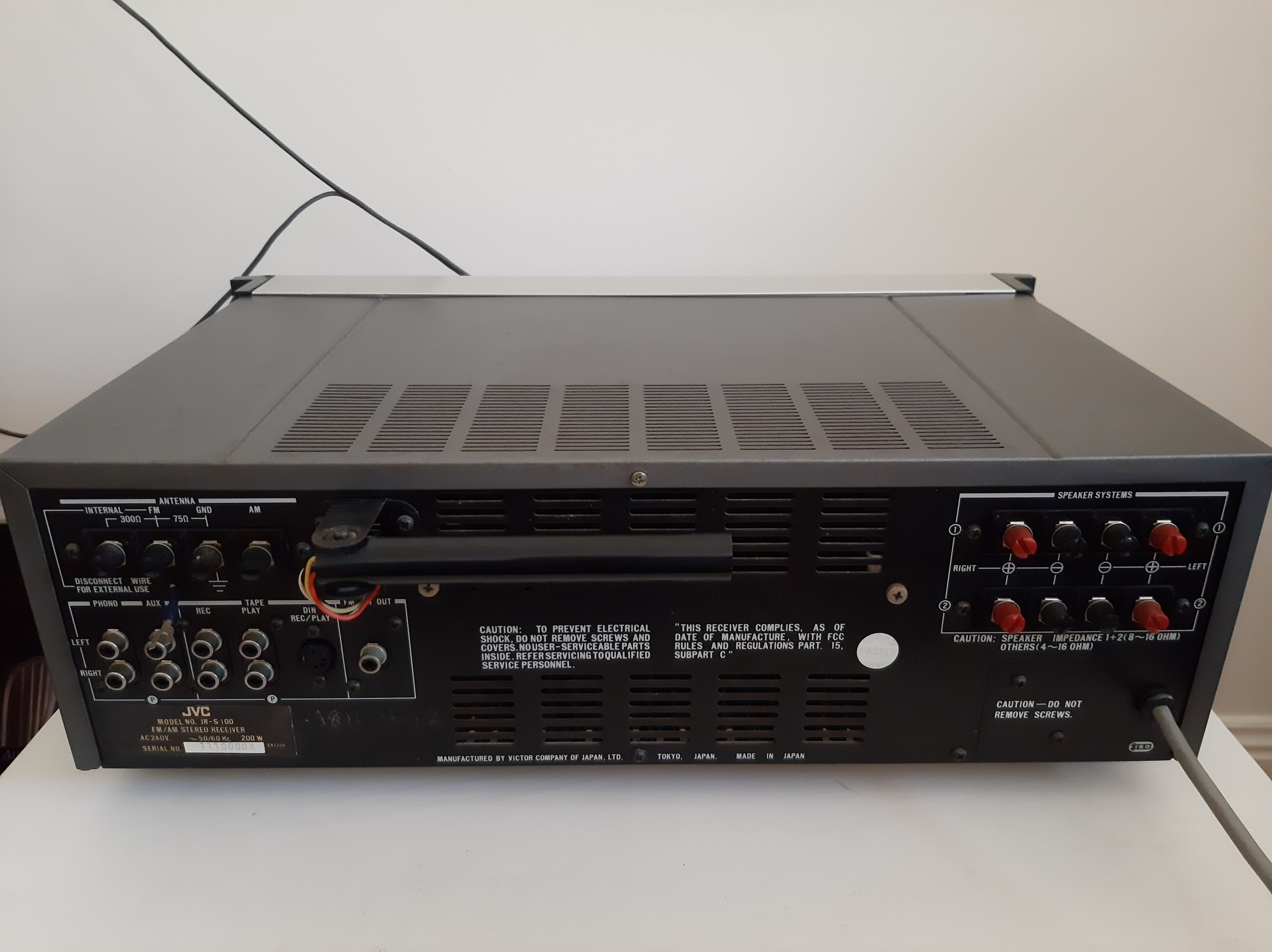 JVC AM/FM stereo receiver JR-S100