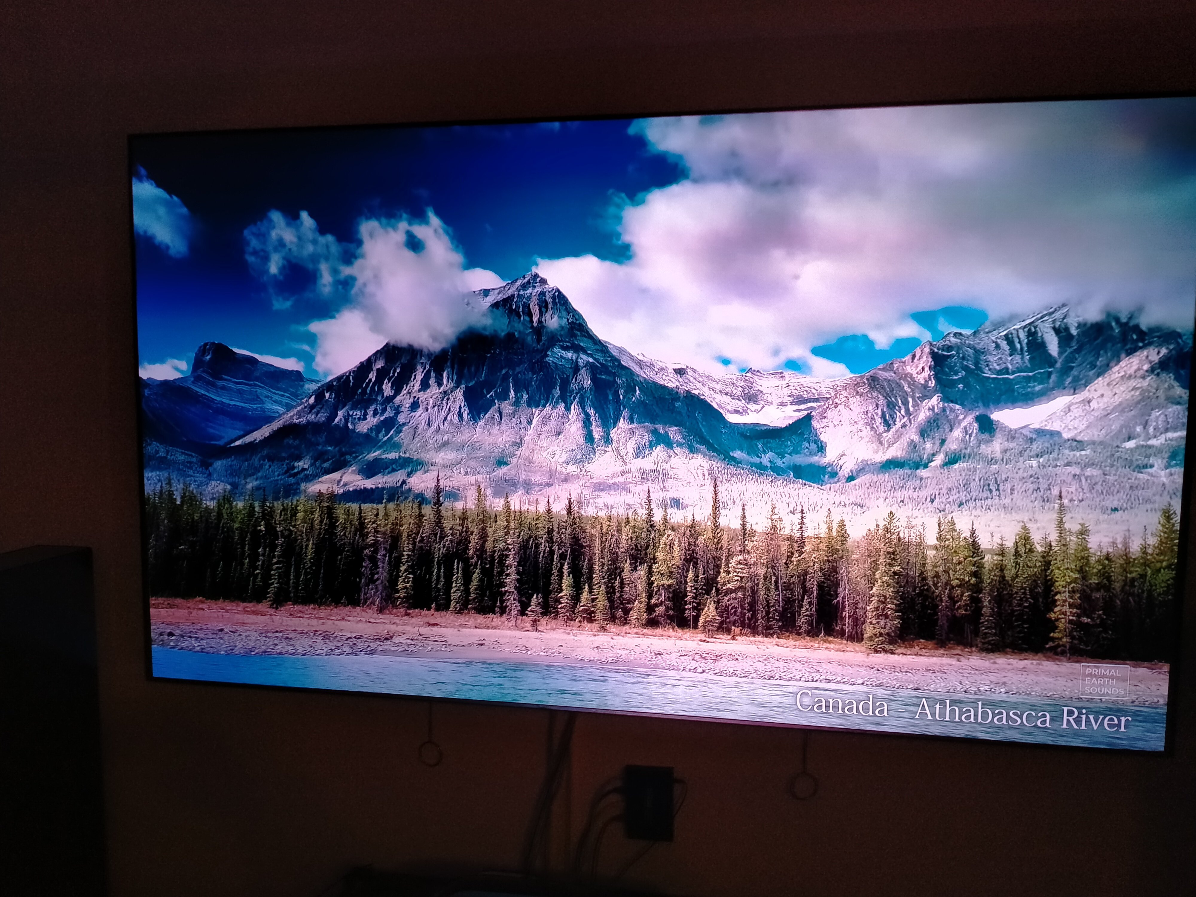 WITHDRAWN: Hisense 100" laser screen, BNIB