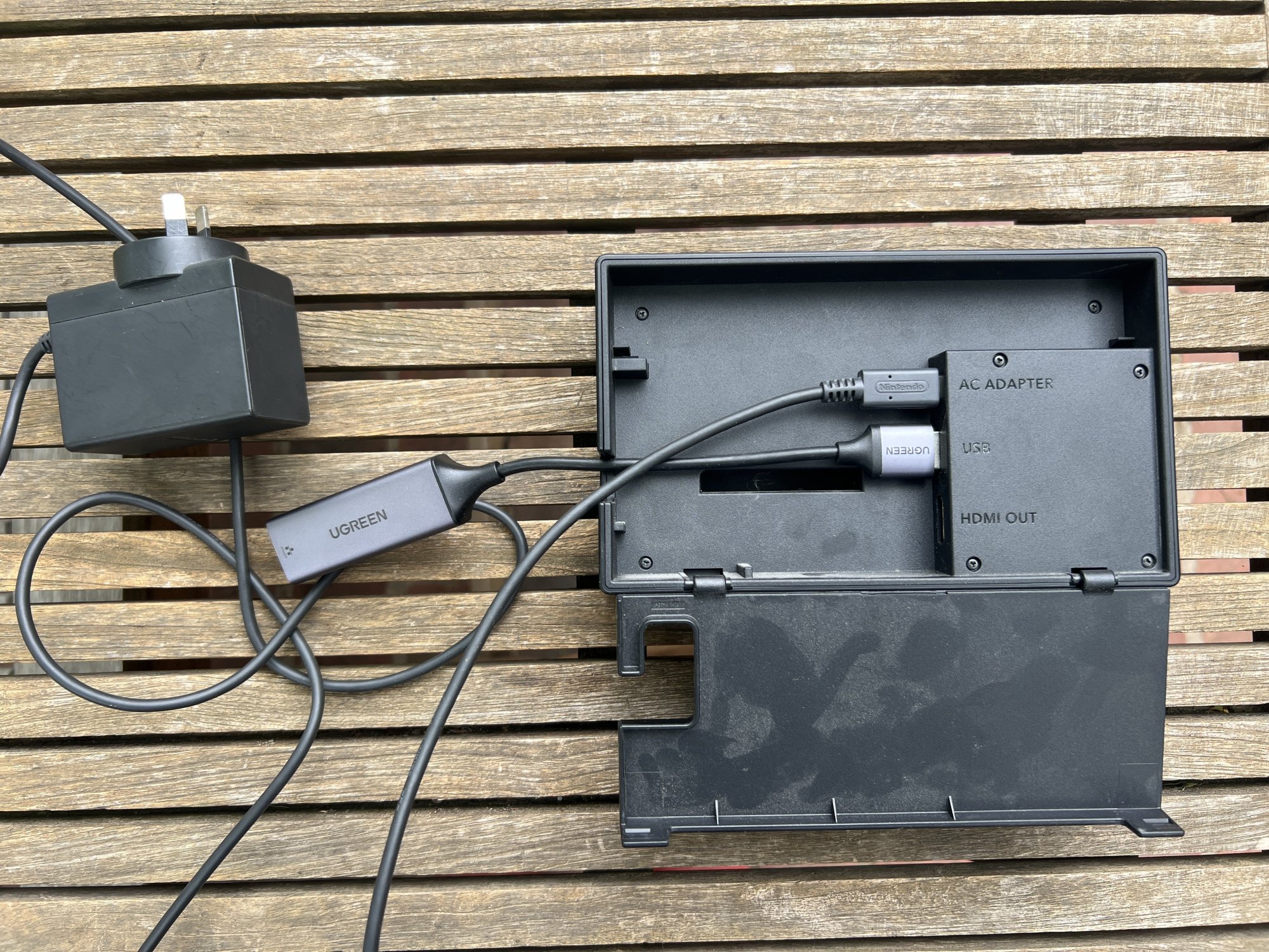 Nintendo Switch Dock + Power supply & USB network adapter