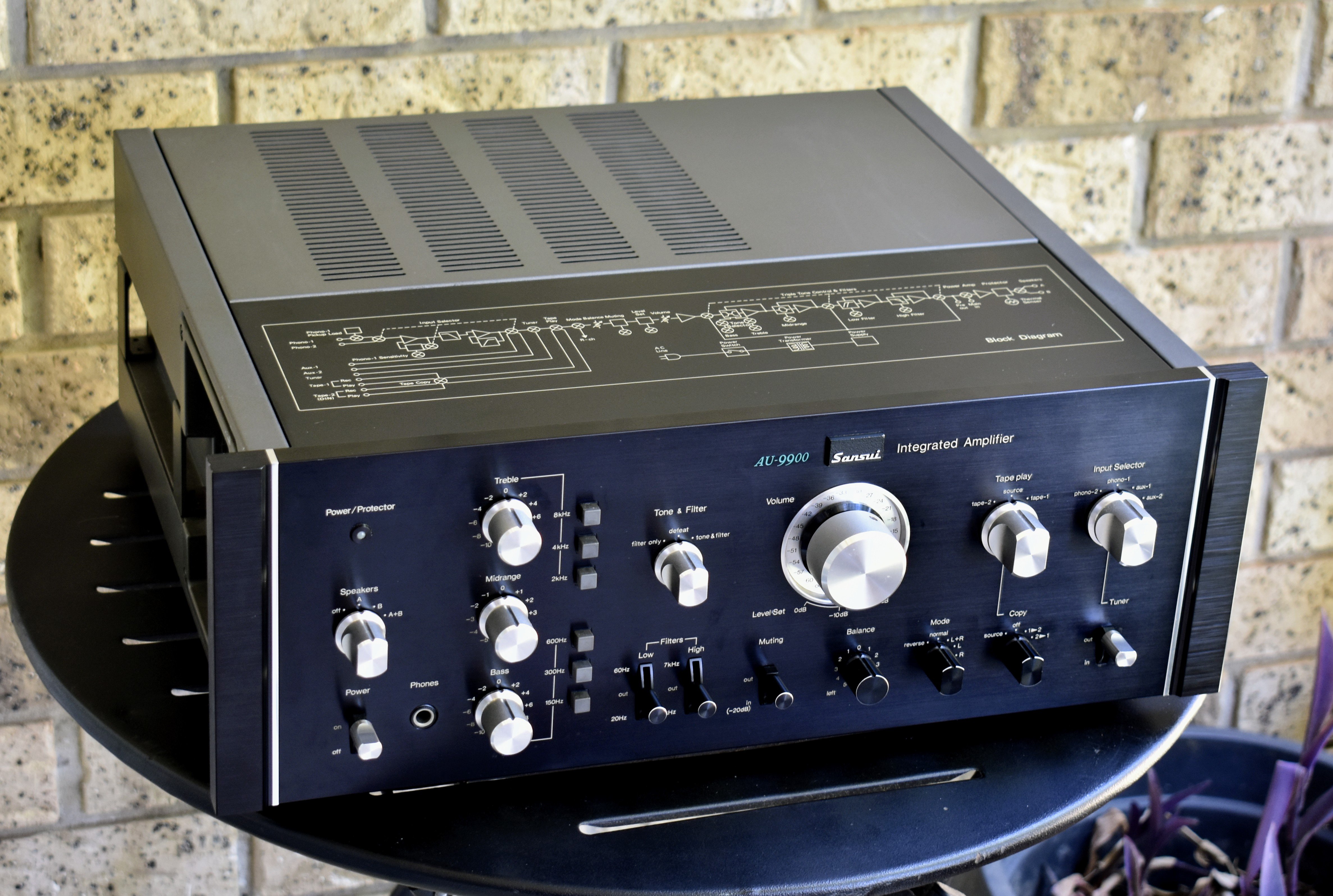 SOLD ELSEWHERE: SANSUI AU-9900 Vintage Amplifier!! - Stereo, Home