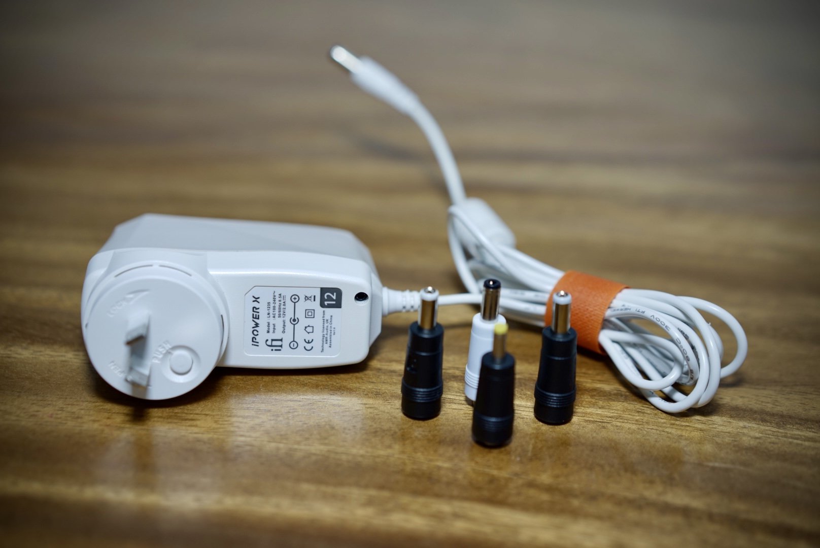 iFi audio iPower X Low Noise Power Supply 12v