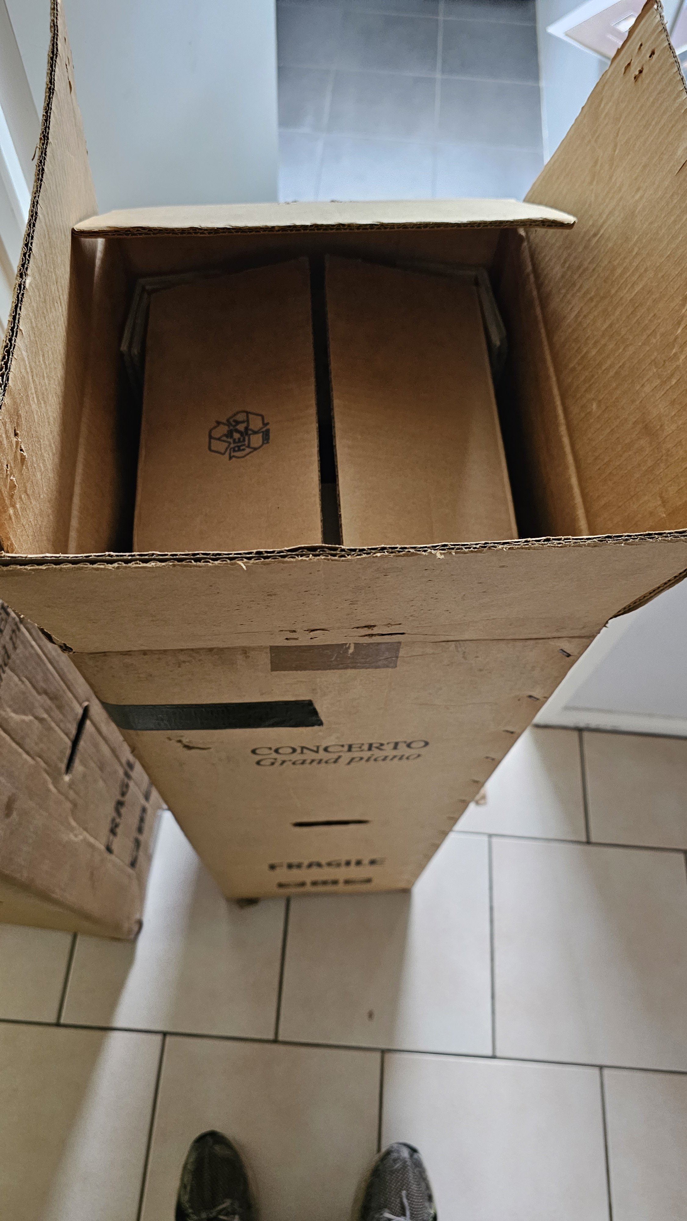 Sonus Faber Concerto Grand Piano speakers