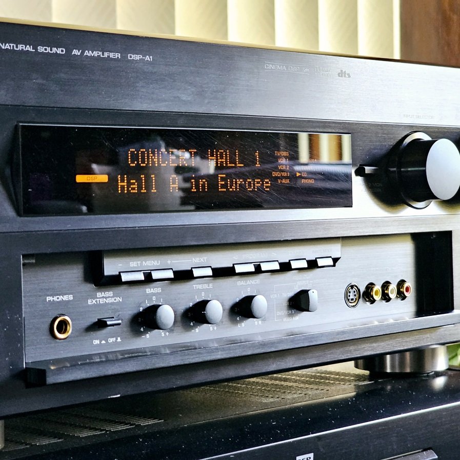 Yamaha DSP-A1 TOTL Receiver / Amplifier - Stereo, Home Cinema