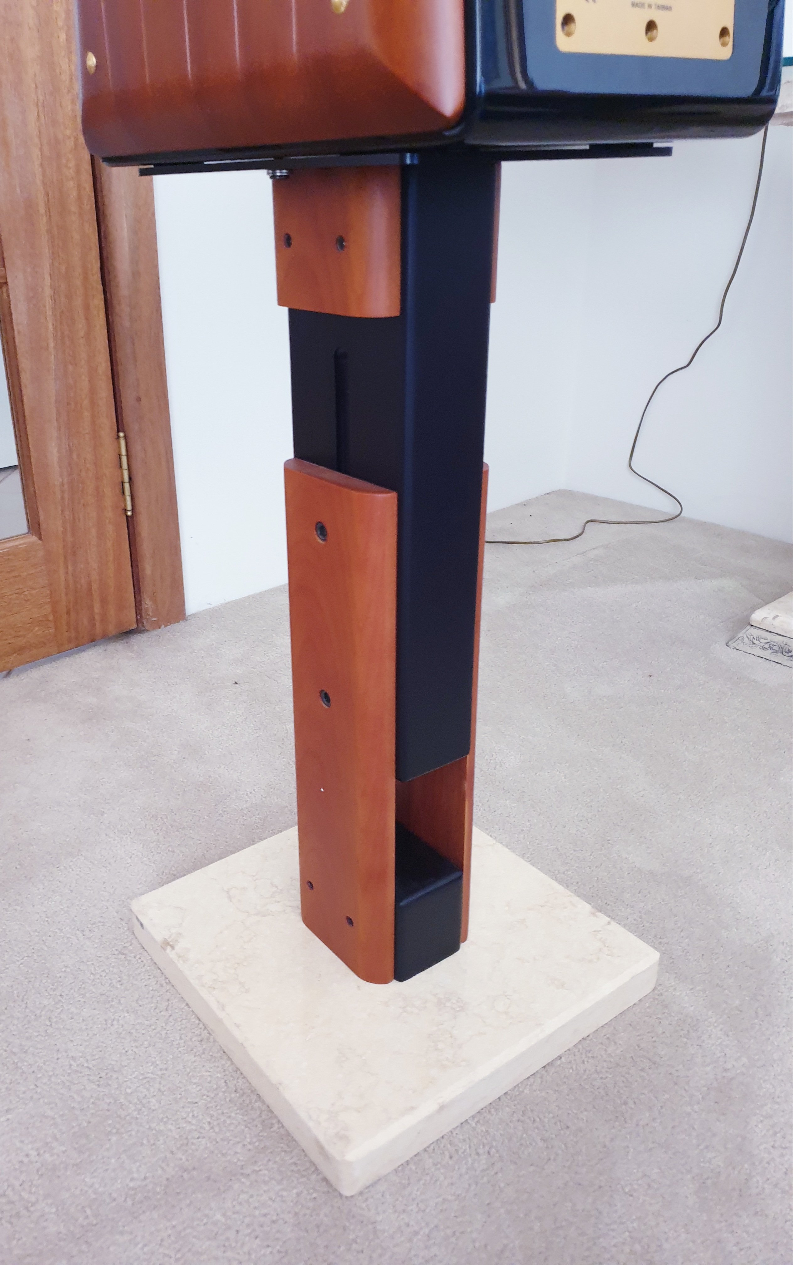 Usher Diamond BE-718 Tiny Dancer Stand-Mounted Speakers