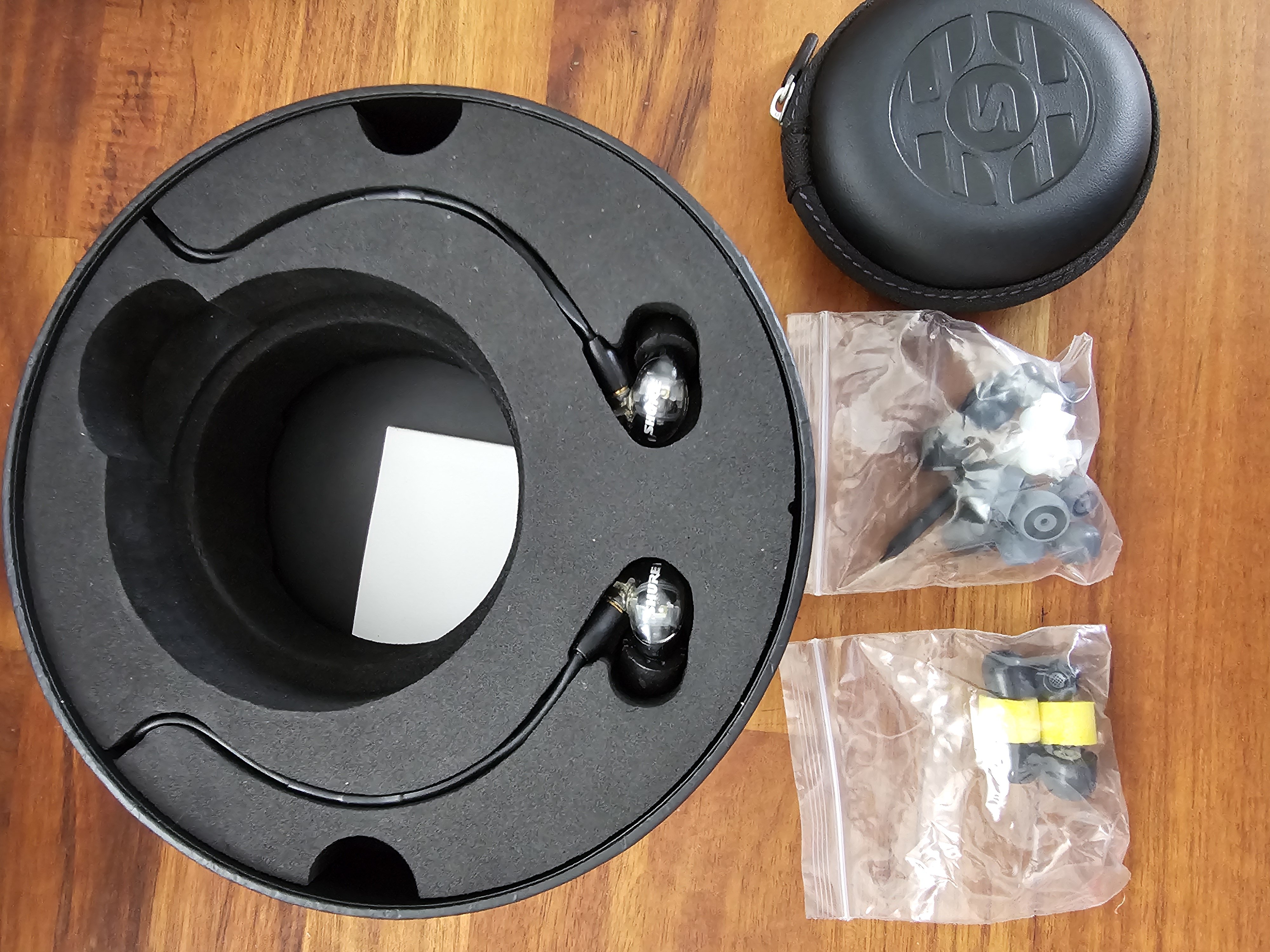 Shure AONIC 4 In-Ear Monitors