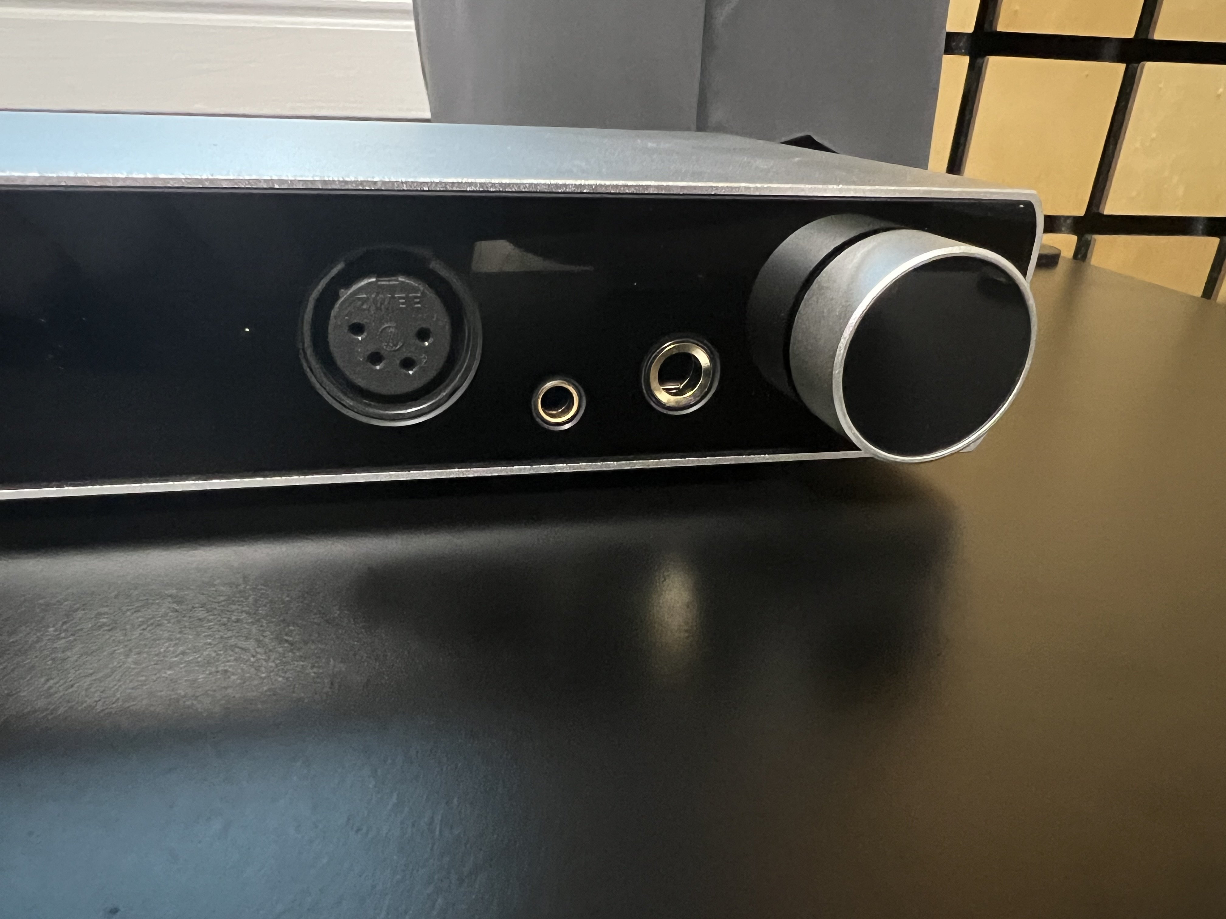 Topping L70 headphone amplifier