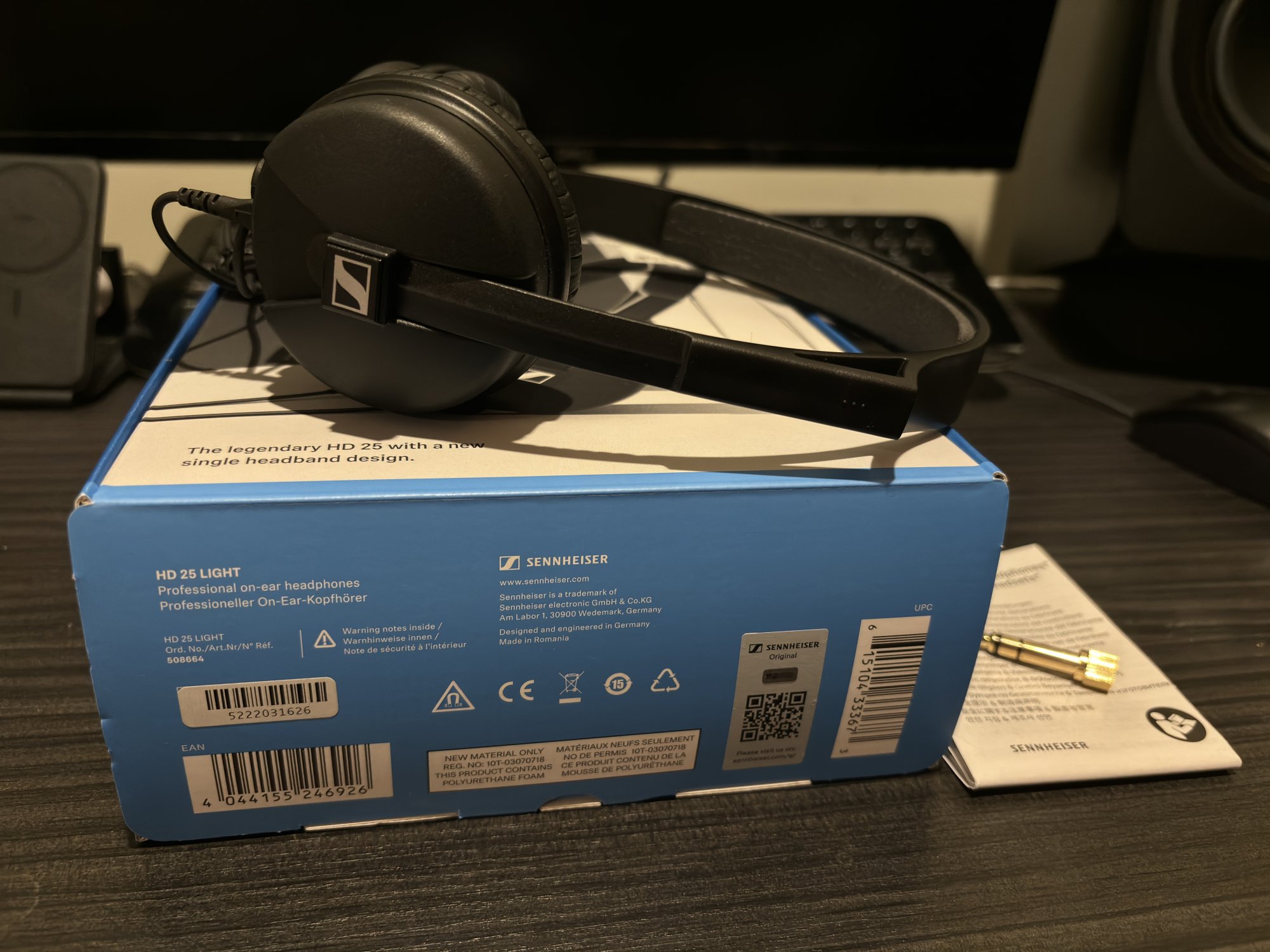 Sennheiser HD25 light v2 legendary headphones! ﻿ Stereo, Home Cinema