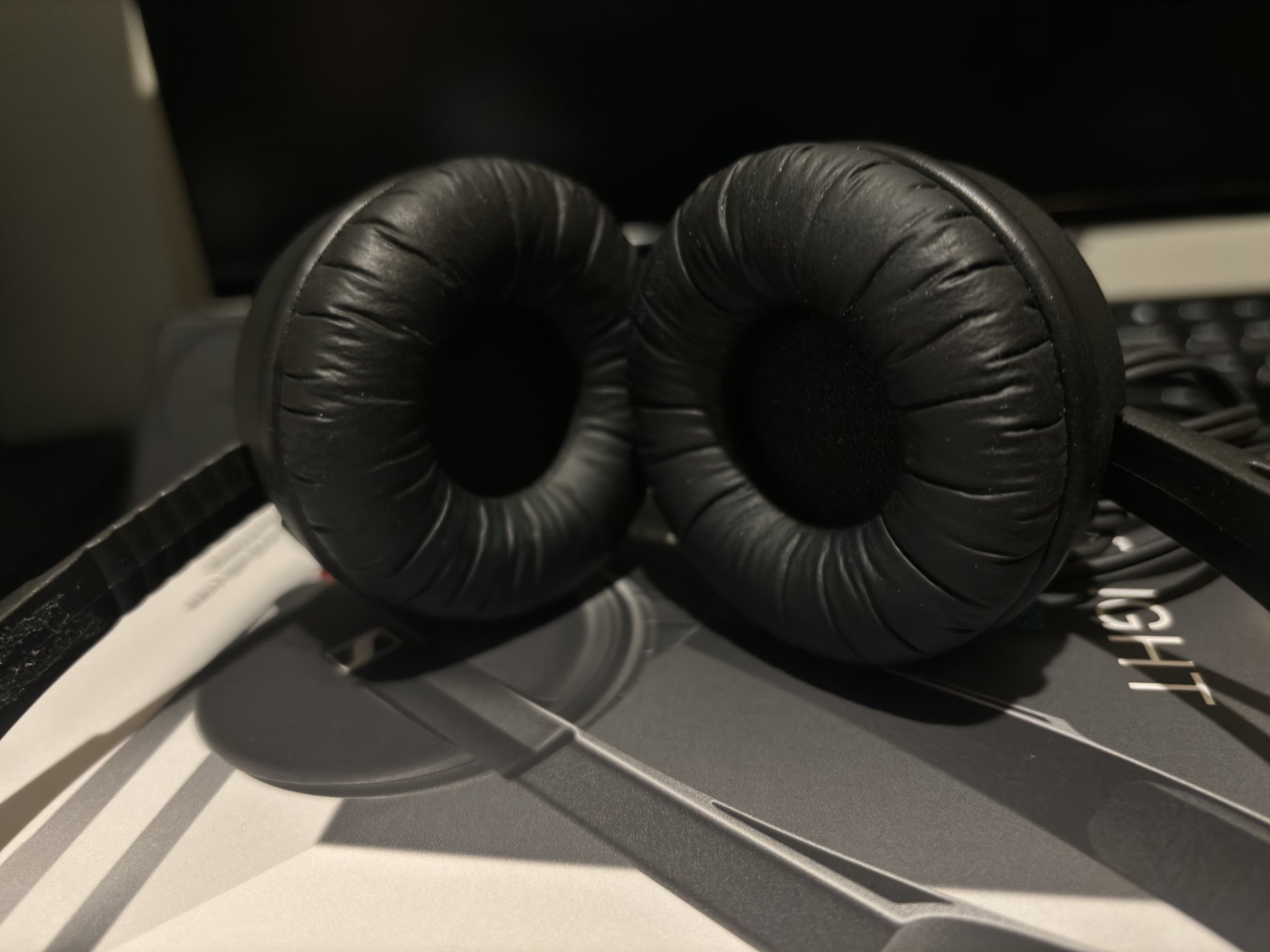 Sennheiser HD25 light v2 legendary headphones! ﻿ Stereo, Home Cinema