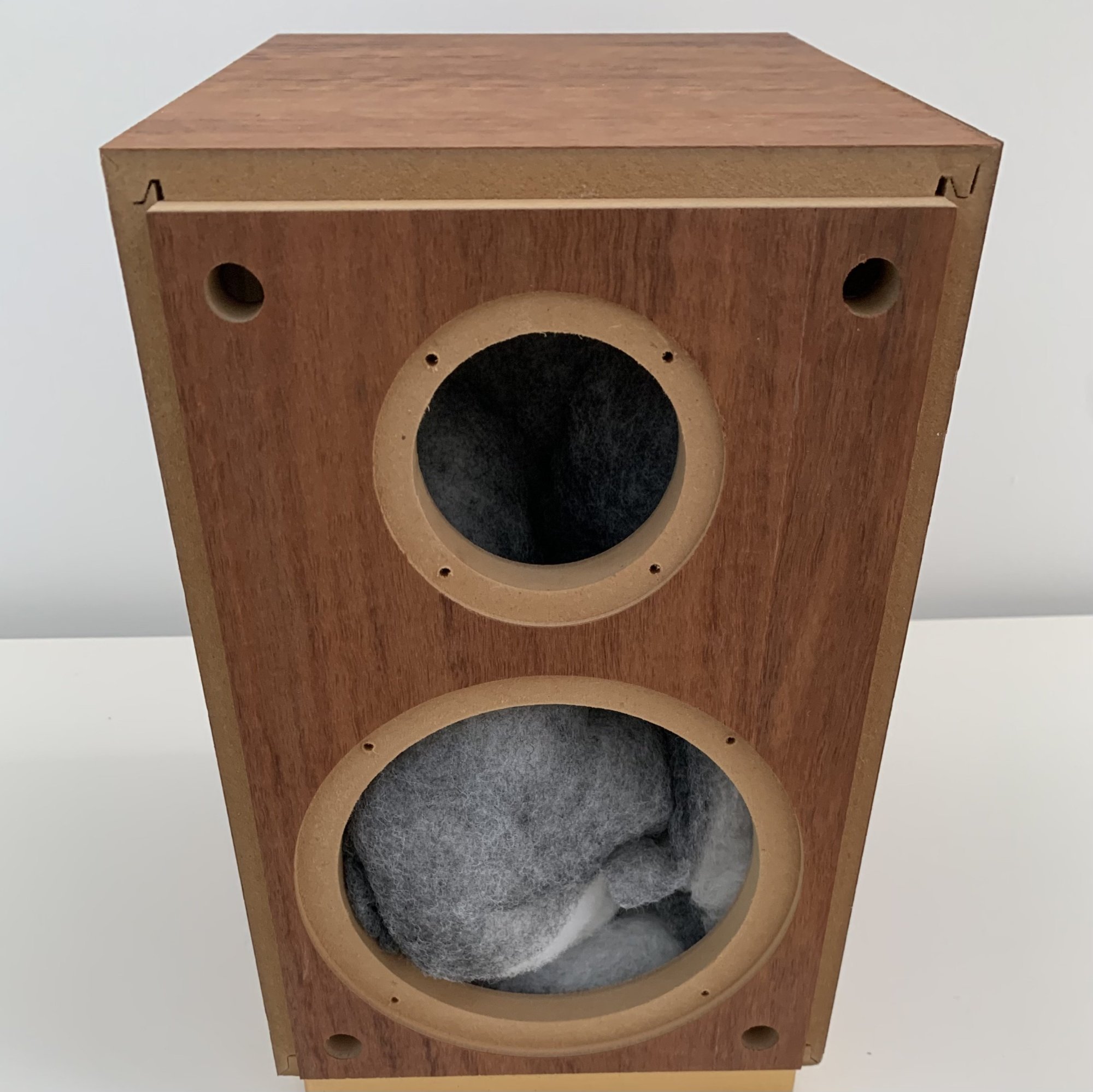 Bookshelf speaker in Jarrah Jaycar JC30 ﻿ Commercial Classifieds