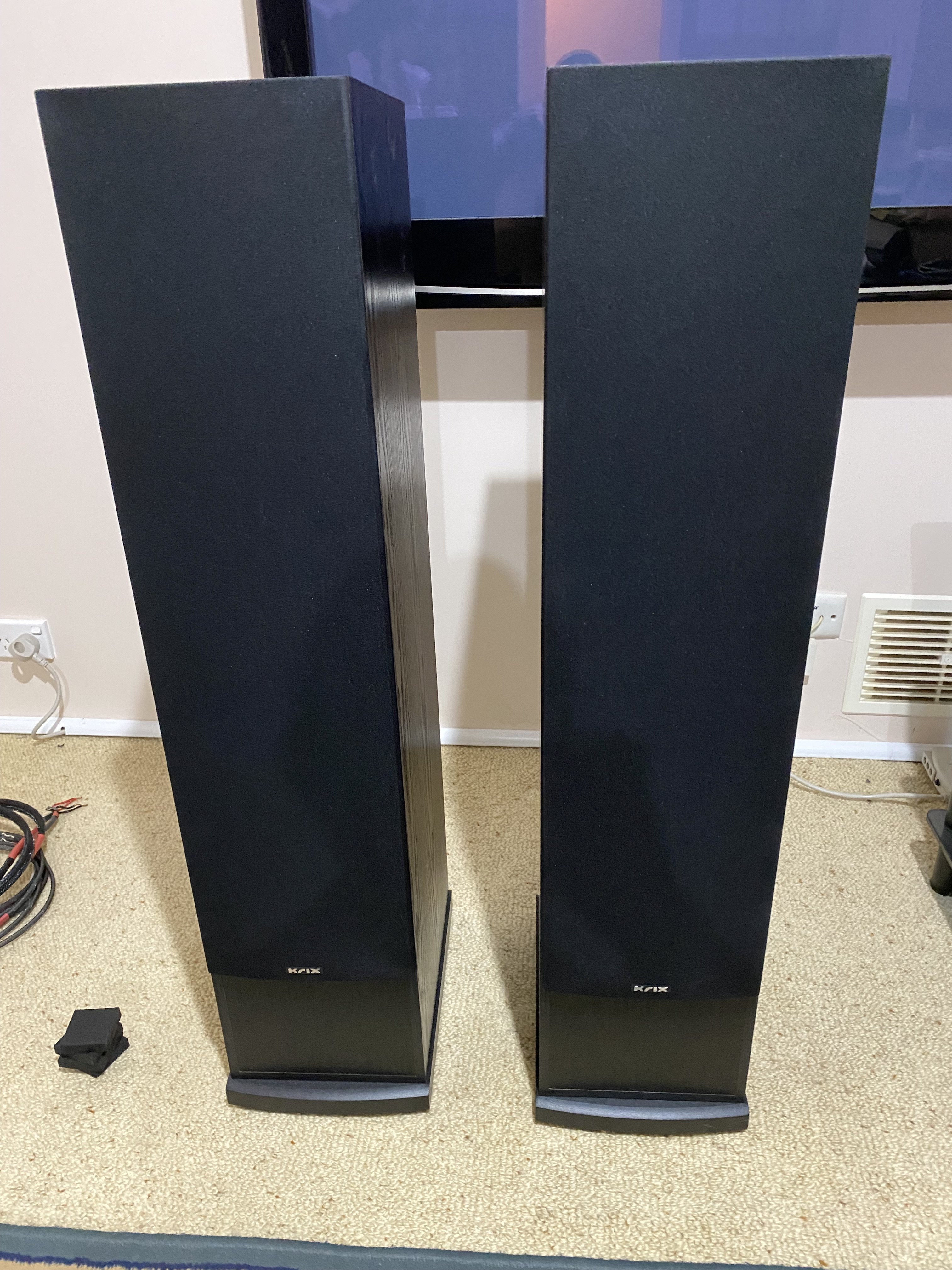 Krix phoenix mk1 floorstanders black