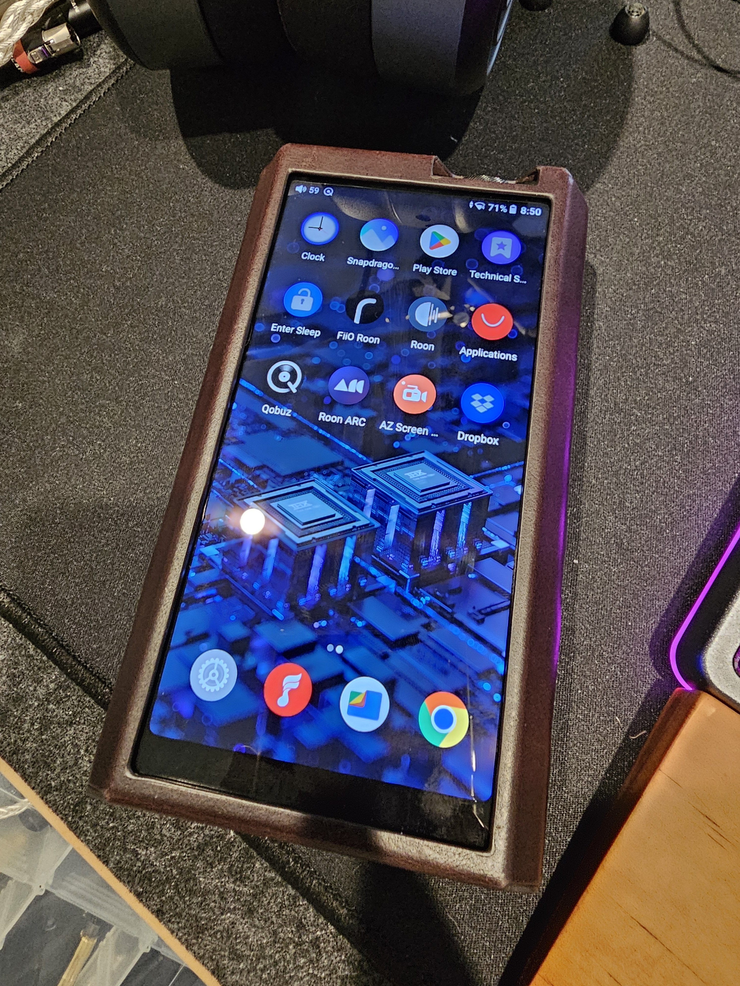 FiiO M17 digital audio player, case, desk stand, DC supply