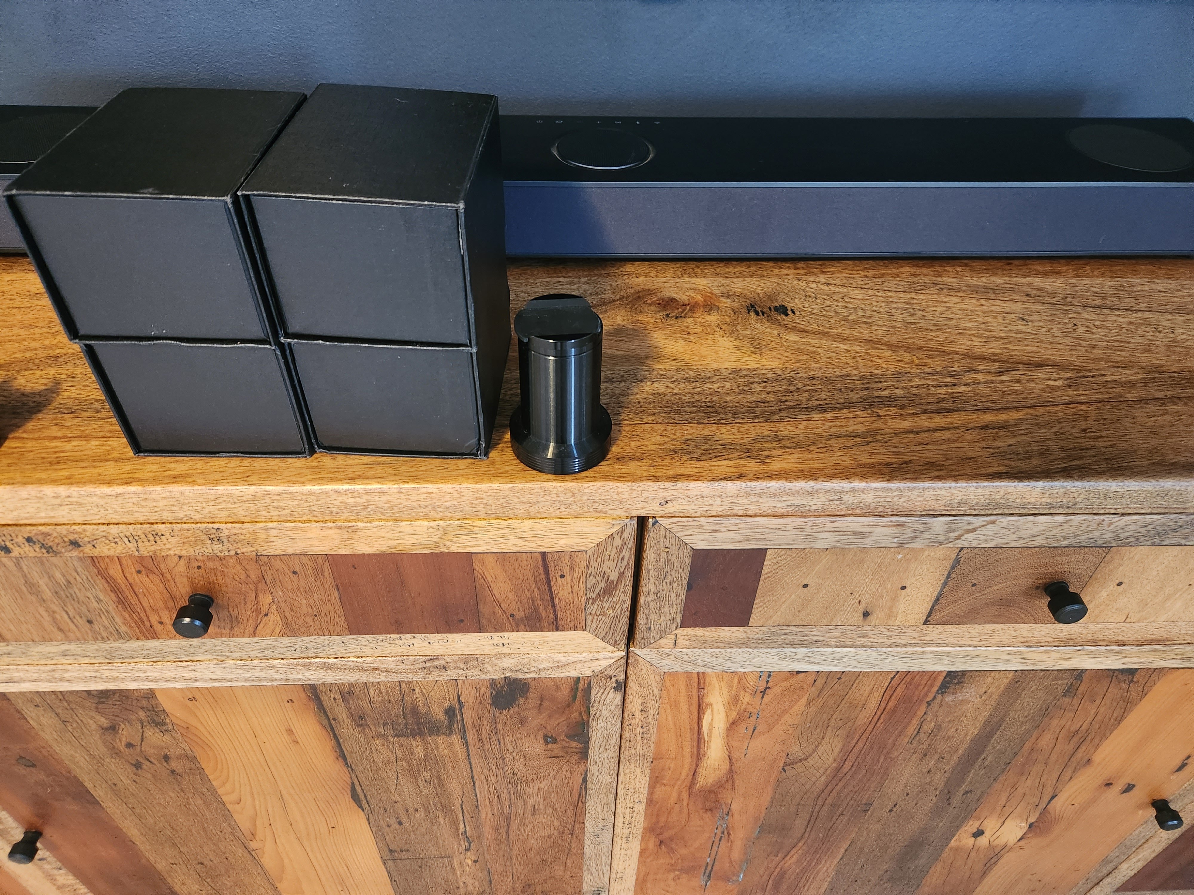 Black Aluminum cable lifters