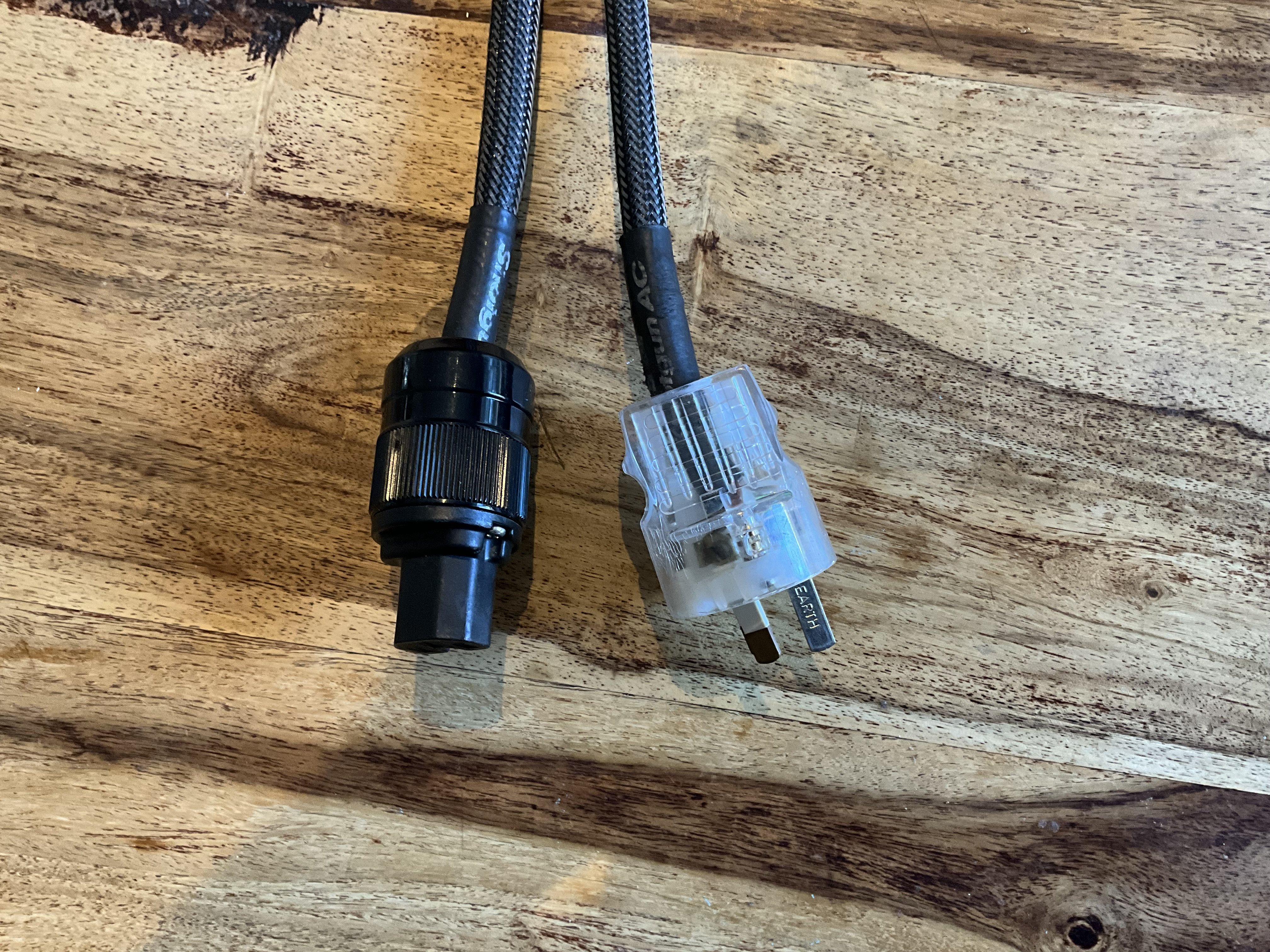 MIT Shotgun AC2 Power Cable 2 Metres