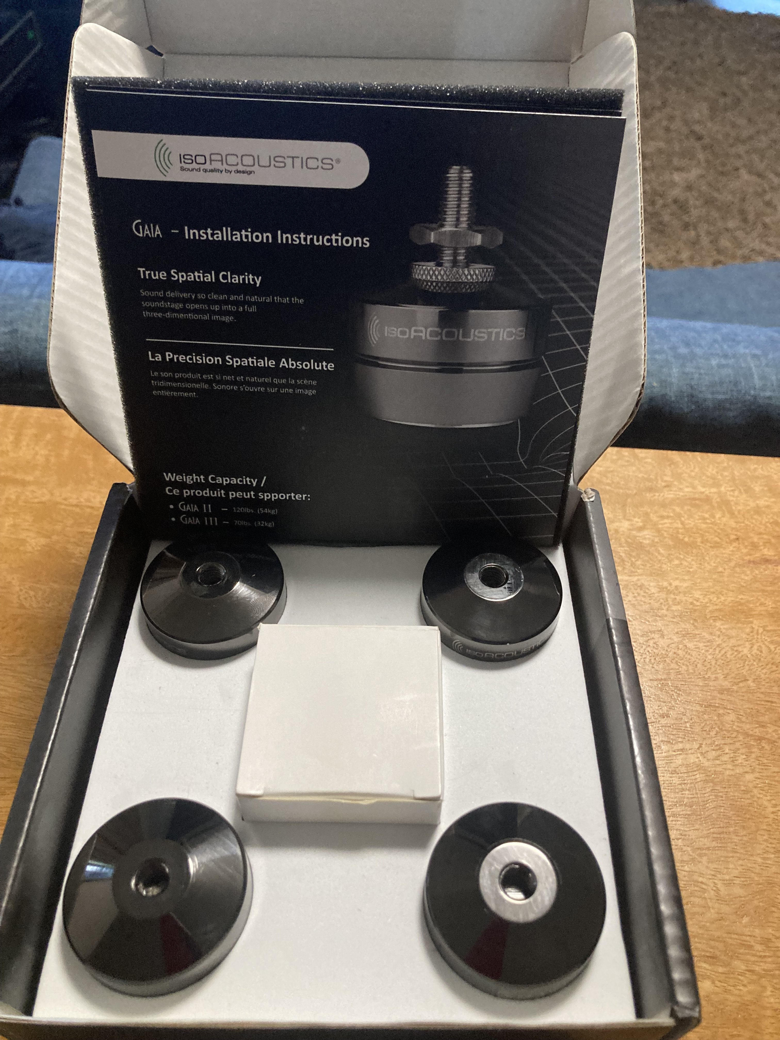 Isoacoustics GAIA 3,