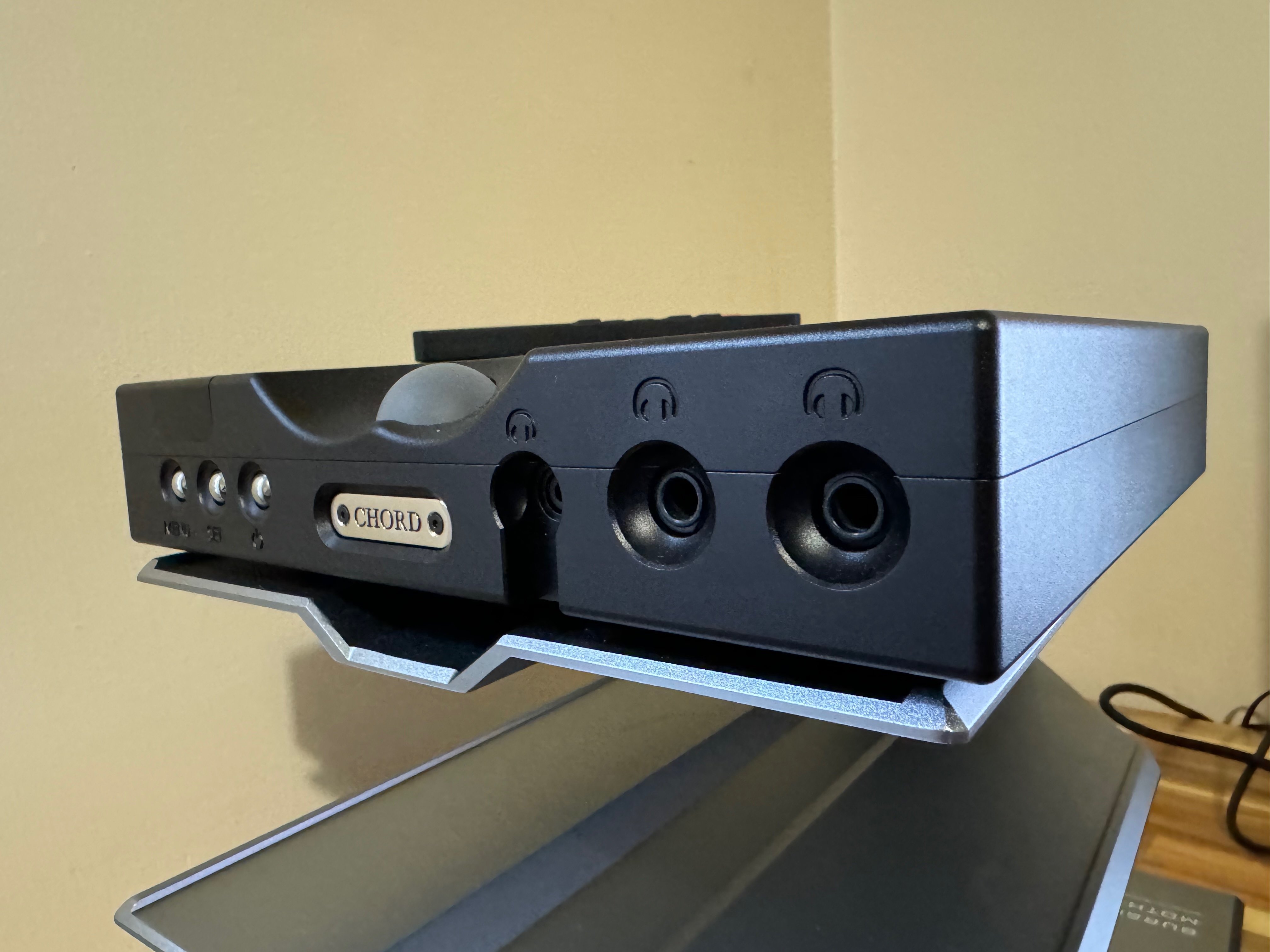 Chord Hugo TT2 DAC/Headphone Amp