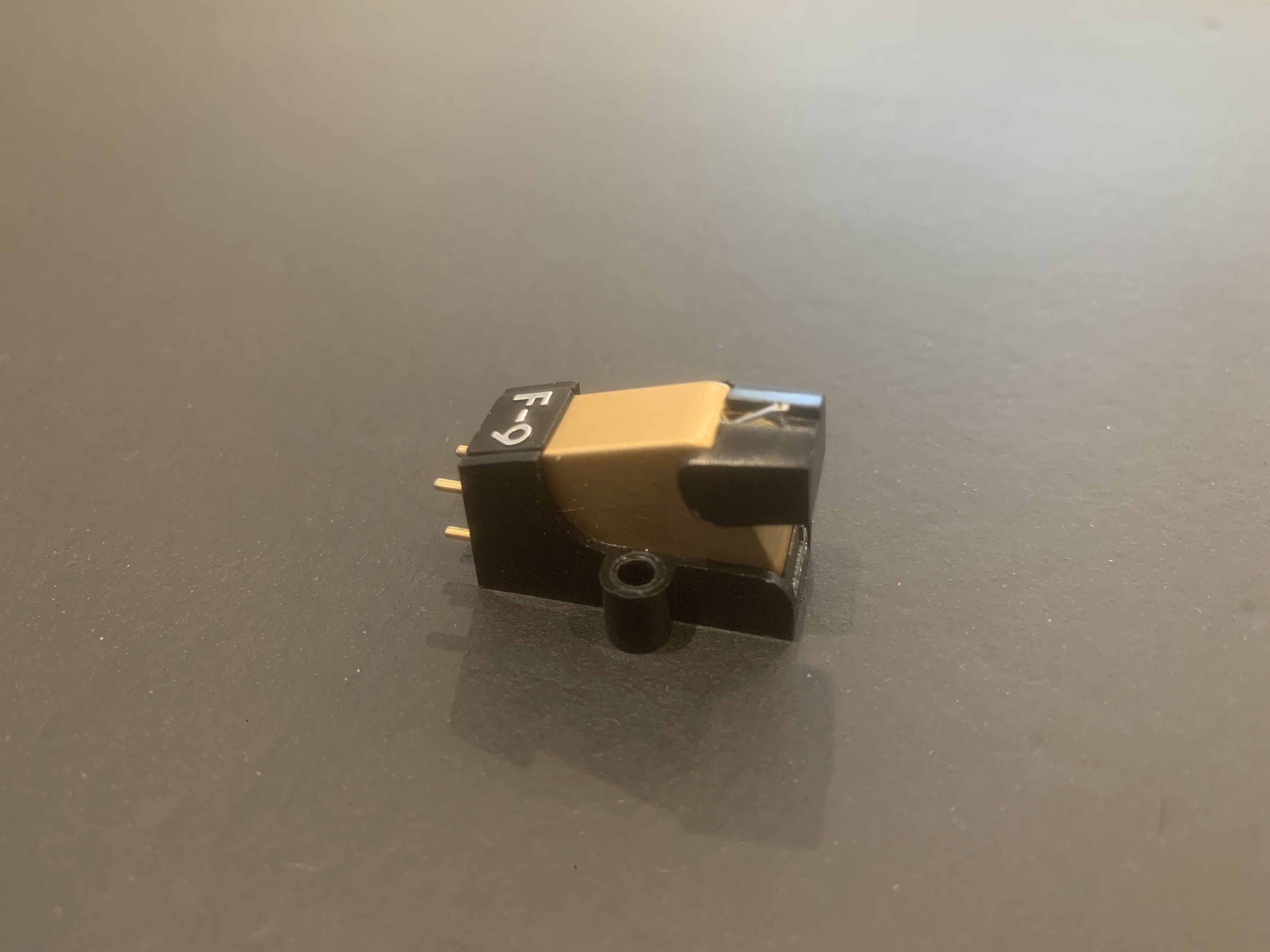 Grace F9 phono cartridge