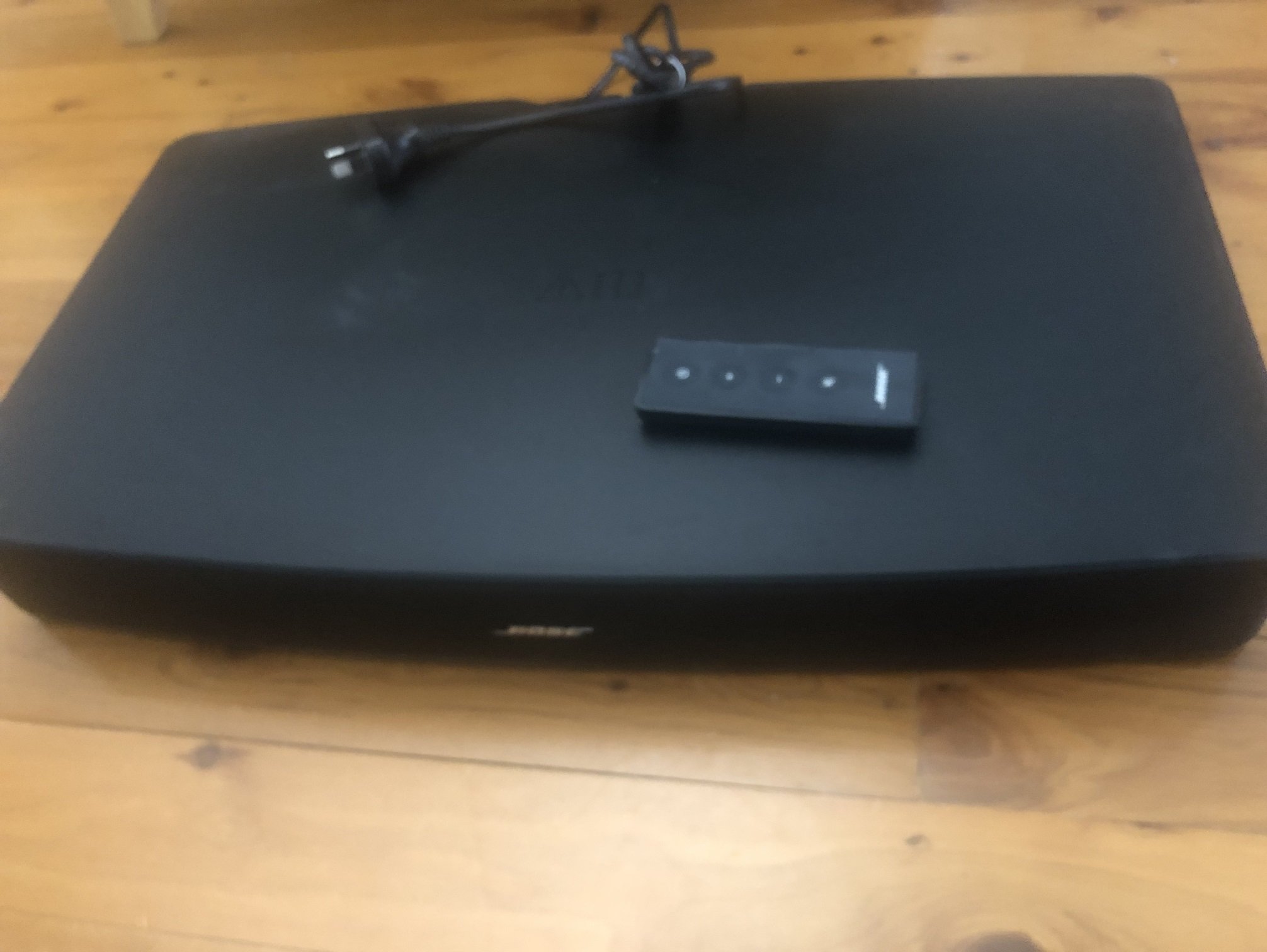 FREE [NOT WORKING] Bose Solo soundbar [under TV stand] ﻿ Pay it