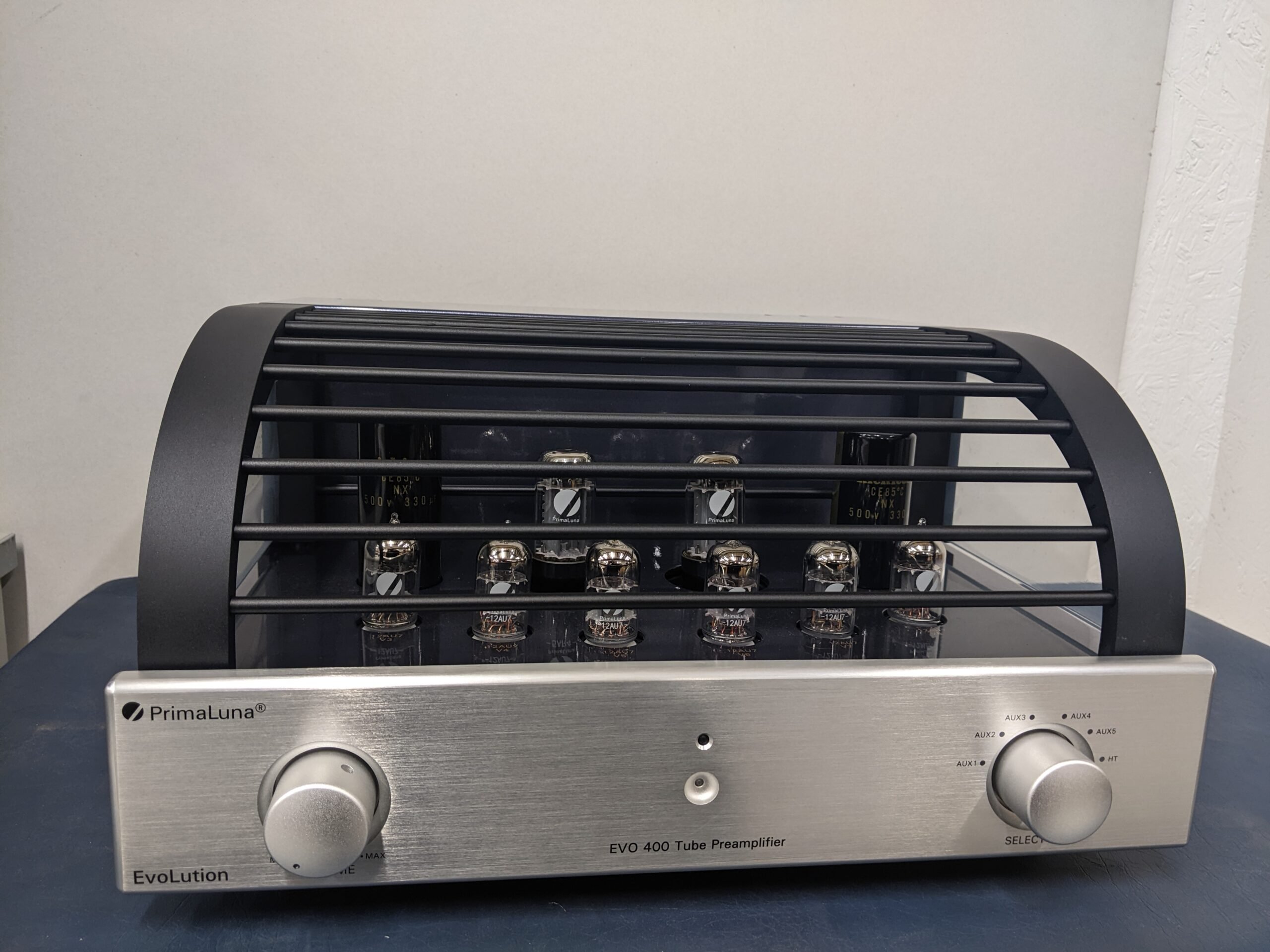 PrimaLuna EVO 400 Tube Preamplifier Silver