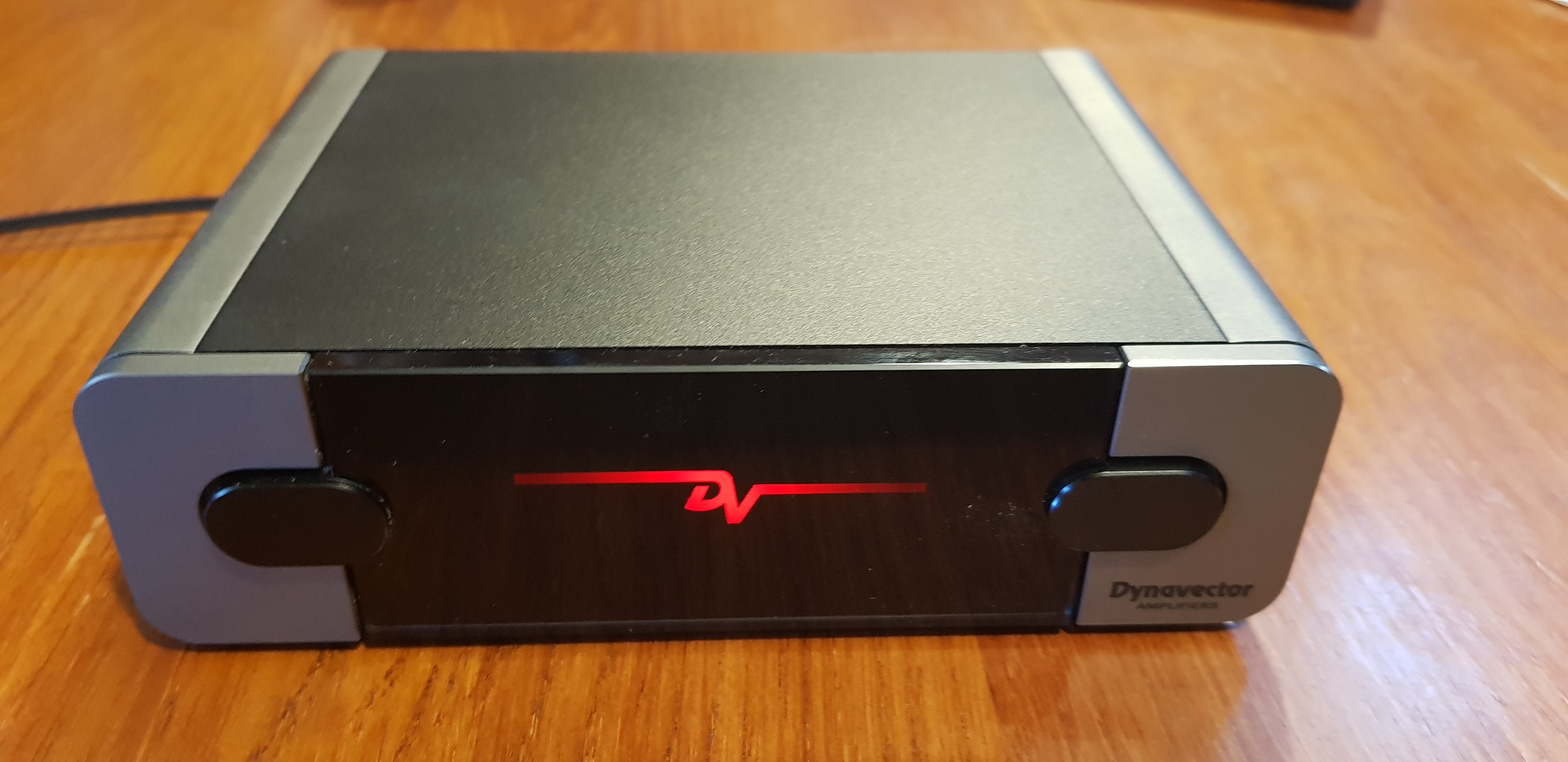Dynavector P-75 MK4 Phono Preamplifier