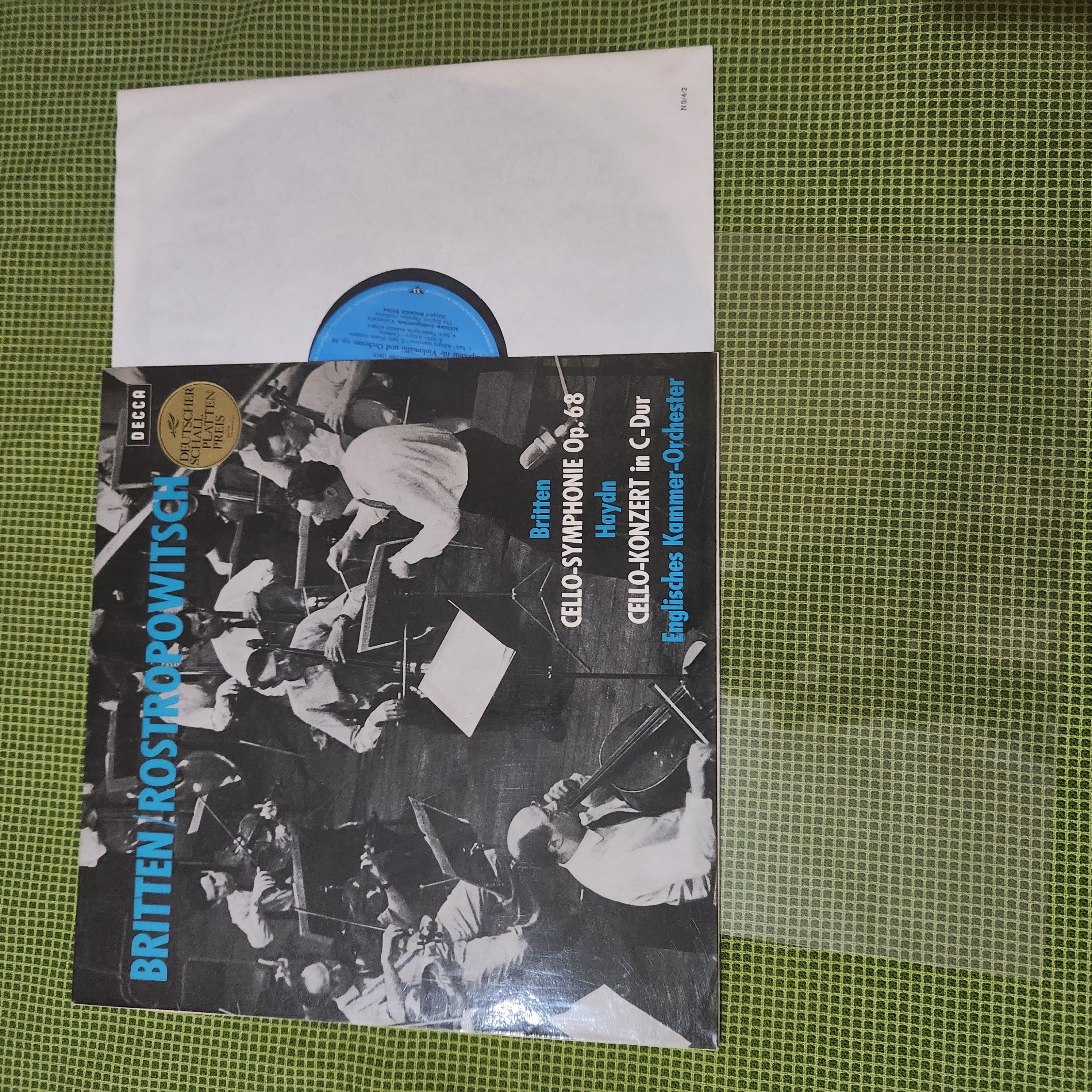 Britten ○ Haydn ○ Rostropovich/ Cello Concertos