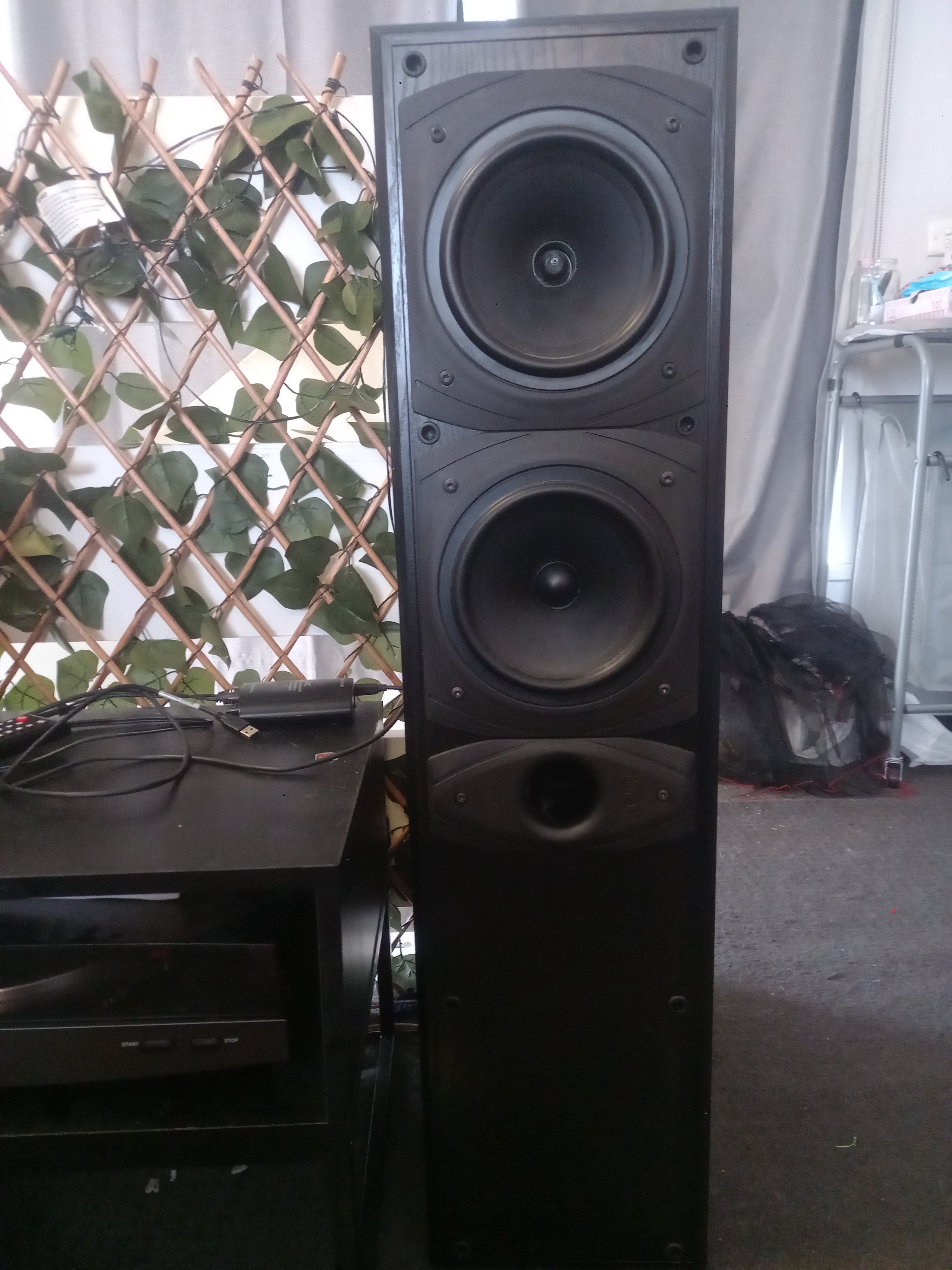 Gll (goodmans) ic120i speakers ﻿ Speakers, Soundbars and Subwoofers