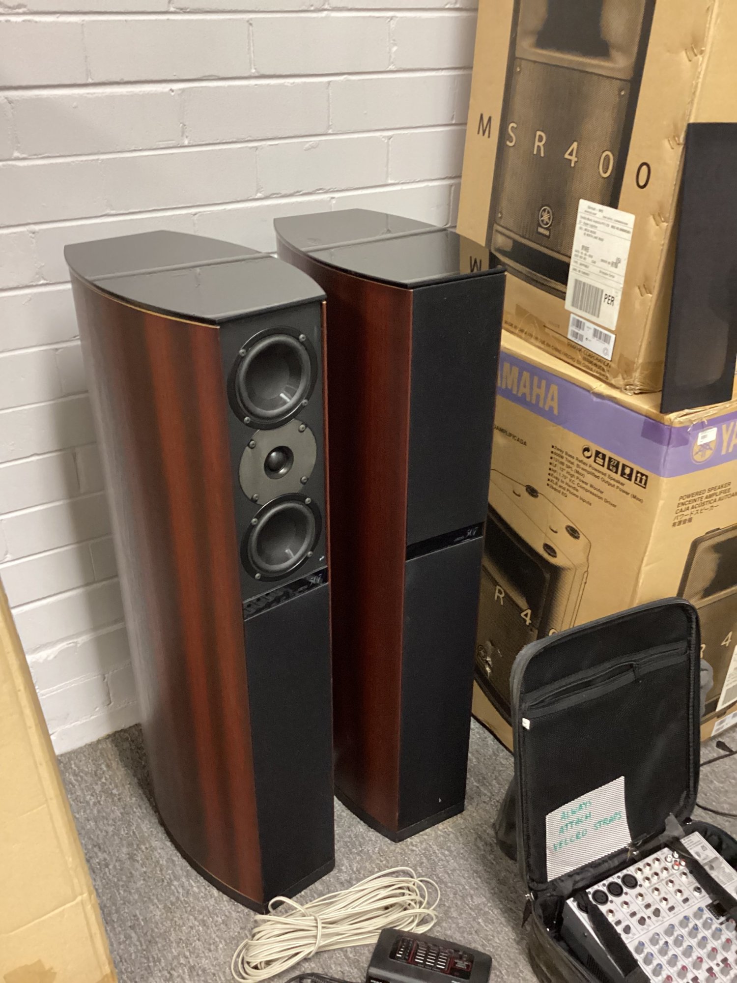 Jamo 507 Floorstander speakers ﻿ Stereo, Home Cinema, Headphones