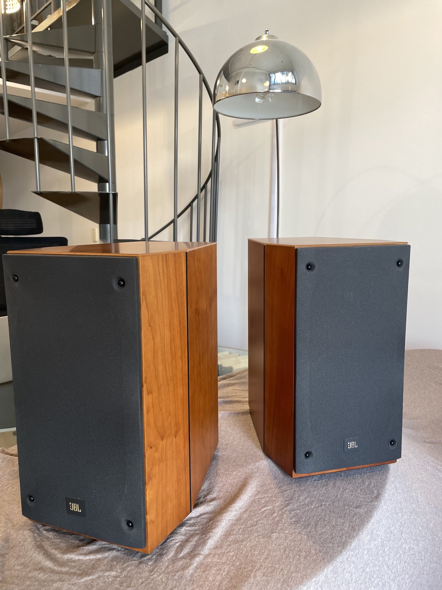 JBL XTi 20 Bookshelf Speakers - Made in Denmark - Aussie