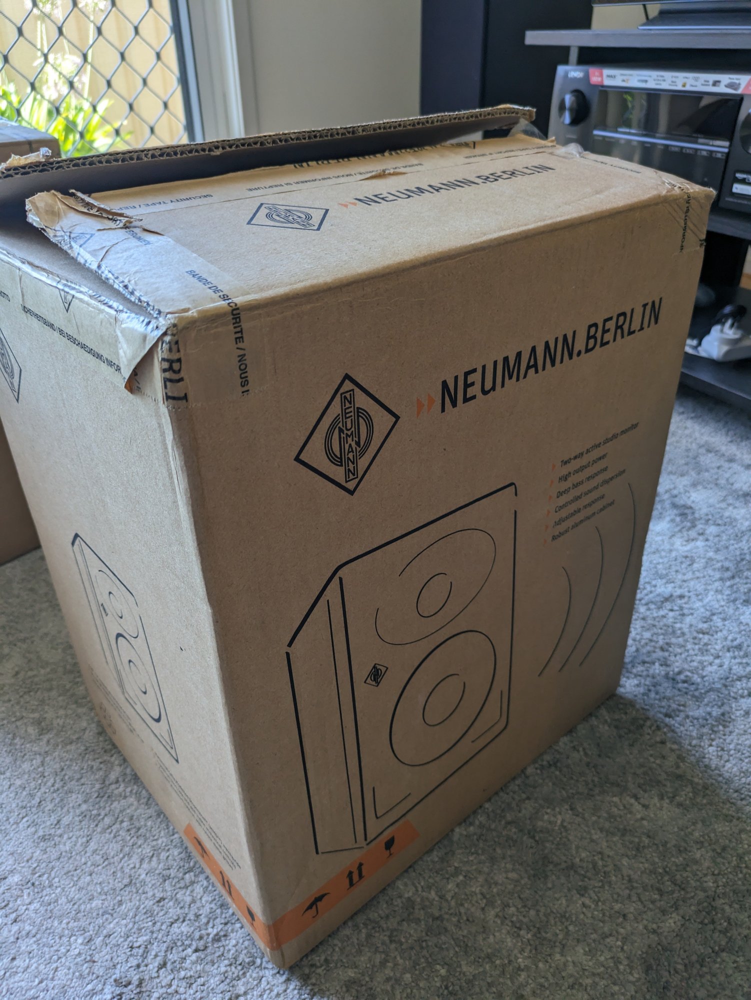 Neumann KH120 nearfield active monitor speaker ﻿ Stereo, Home Cinema, Headphones Components