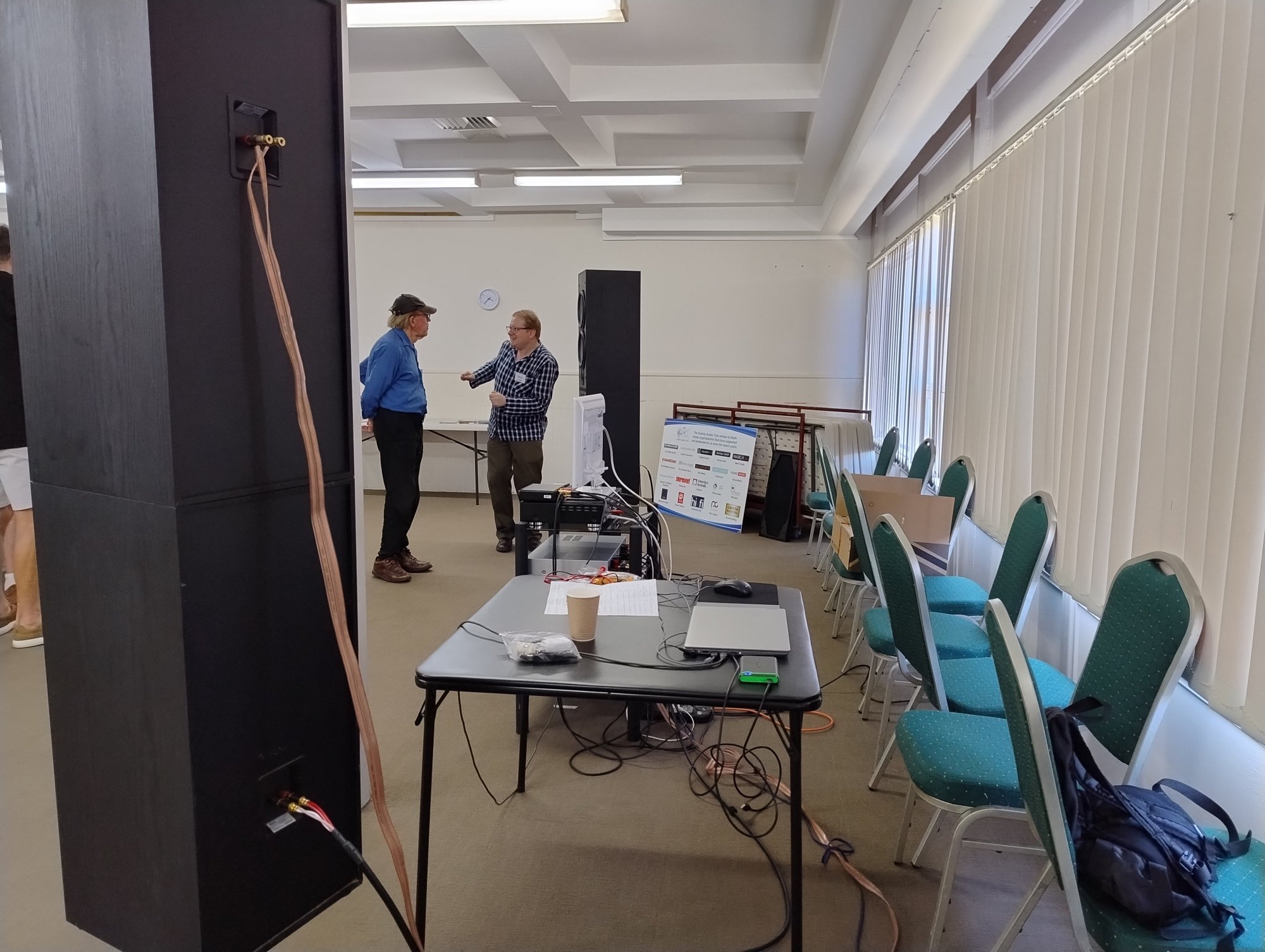 SPEAKERS BIAMPING REAR.jpg