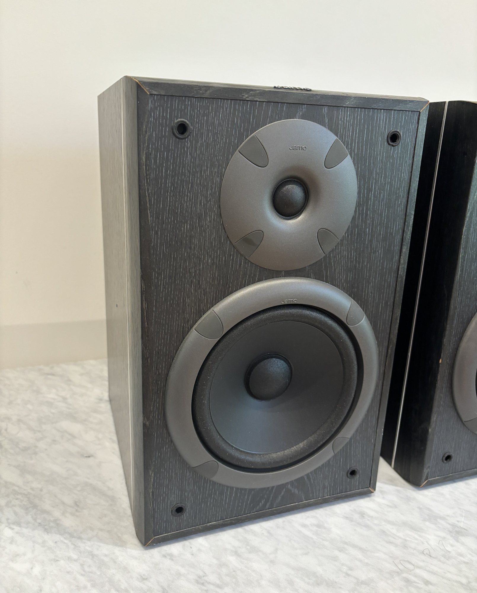 Jamo E 610 Bookshelf Speakers Made In Denmark RRP 599 ﻿ Stereo, Home