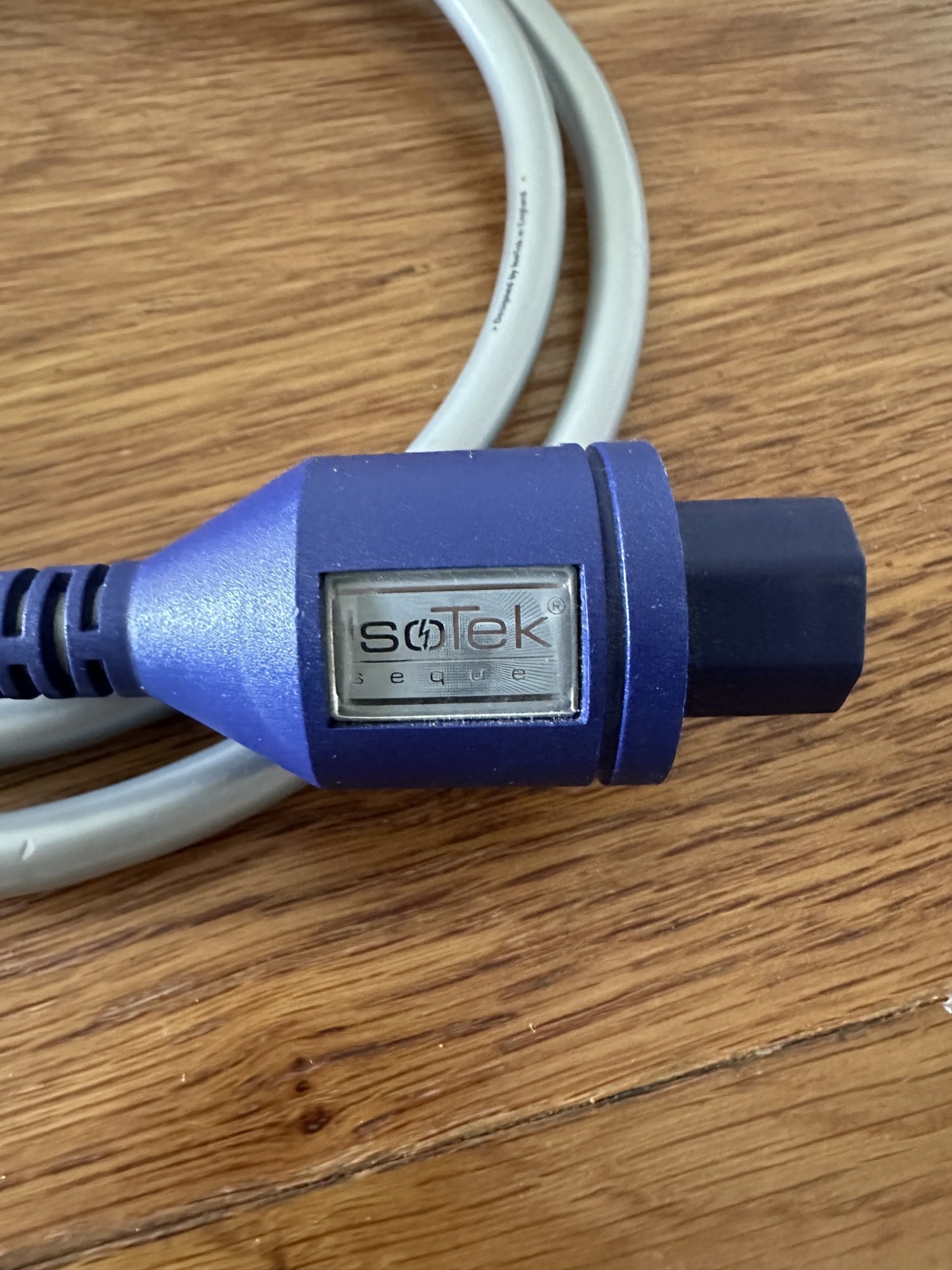 Isotek Evo3 Sequel 2 mtr power cable c13 AU ﻿ HiFi and Cinema