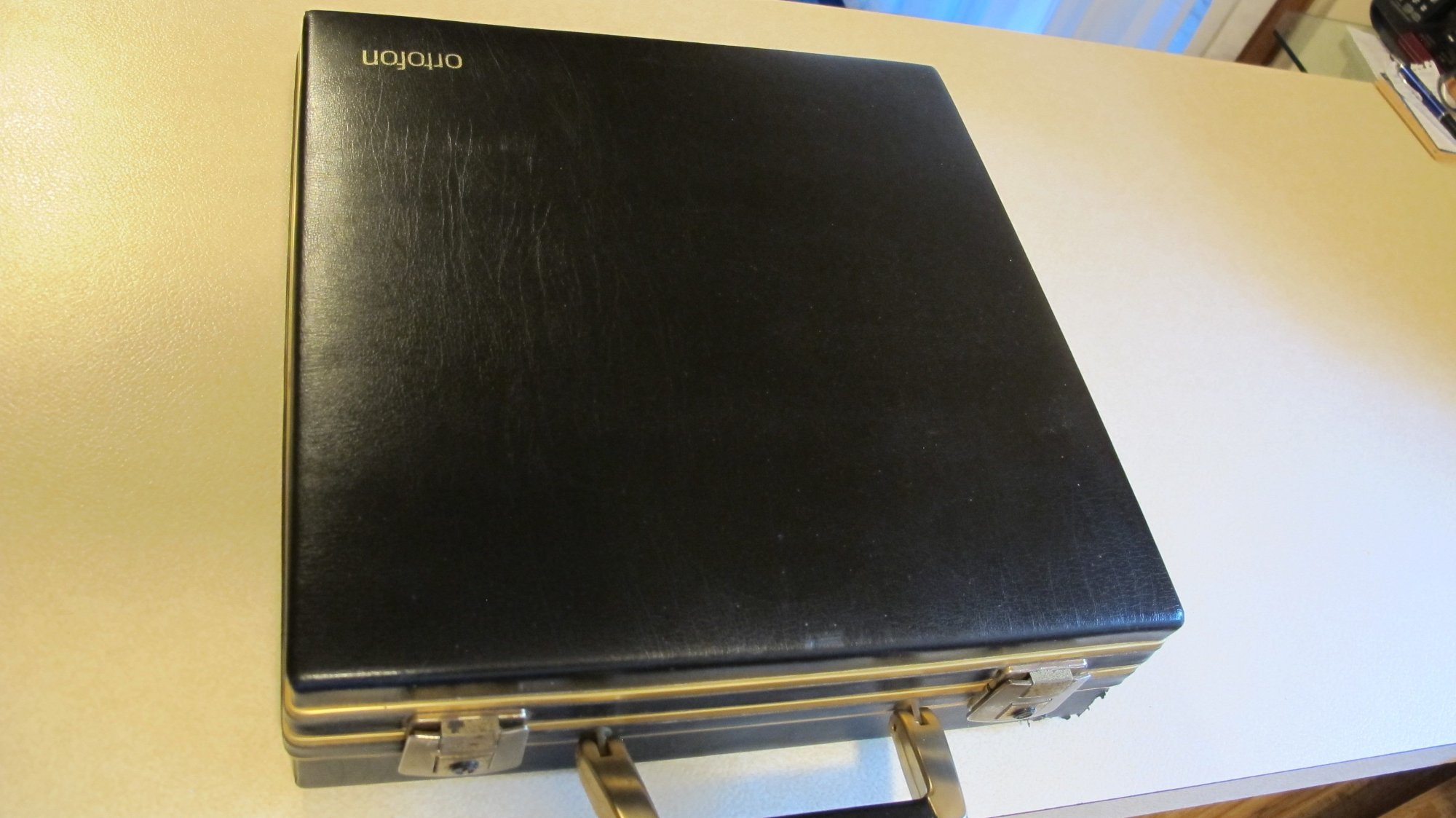 ORTOFON BRIEF CASE 005.JPG