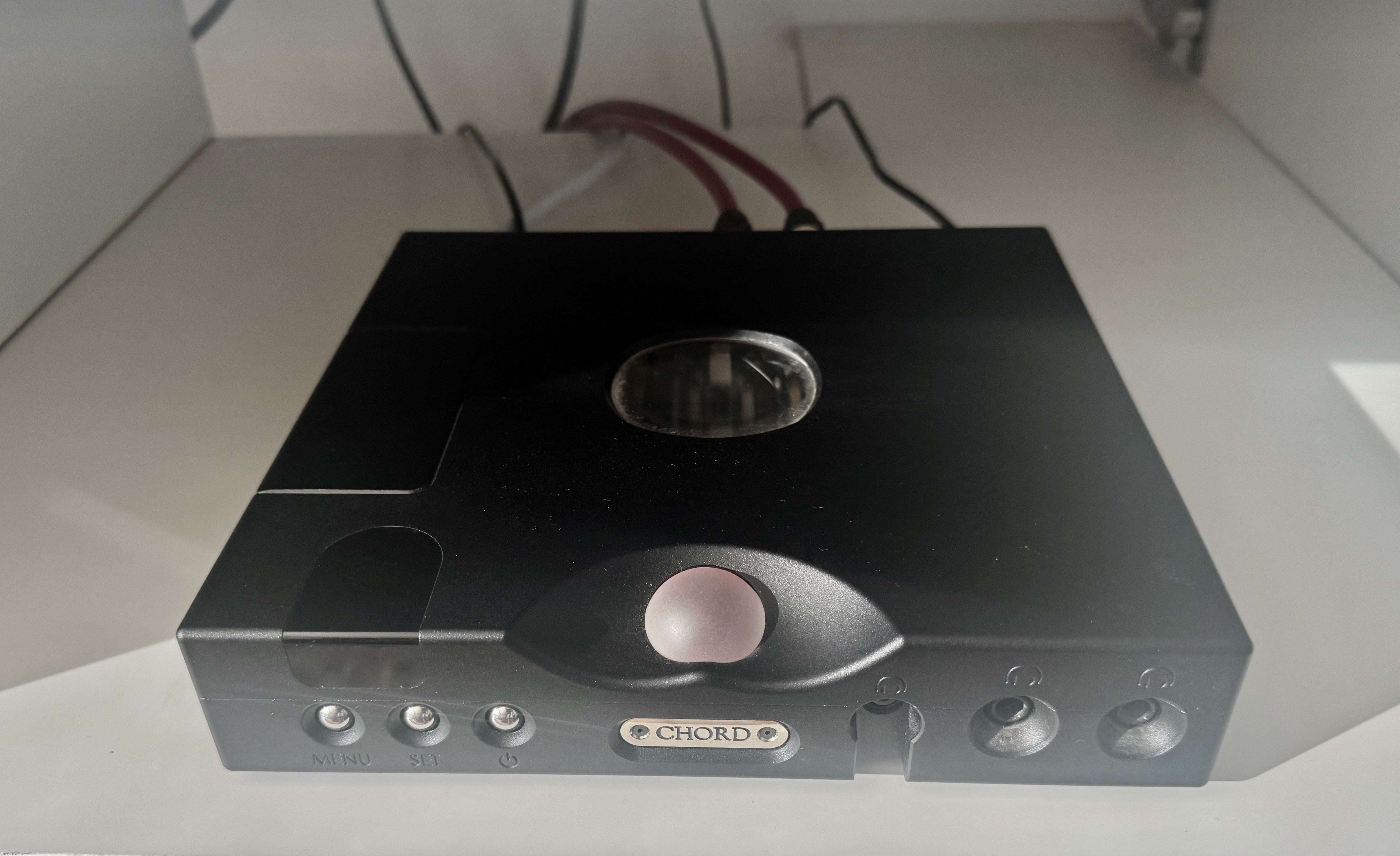 Chord Hugo TT2 (black) DAC / preamp |﻿ Stereo, Home Cinema, Headphones ...