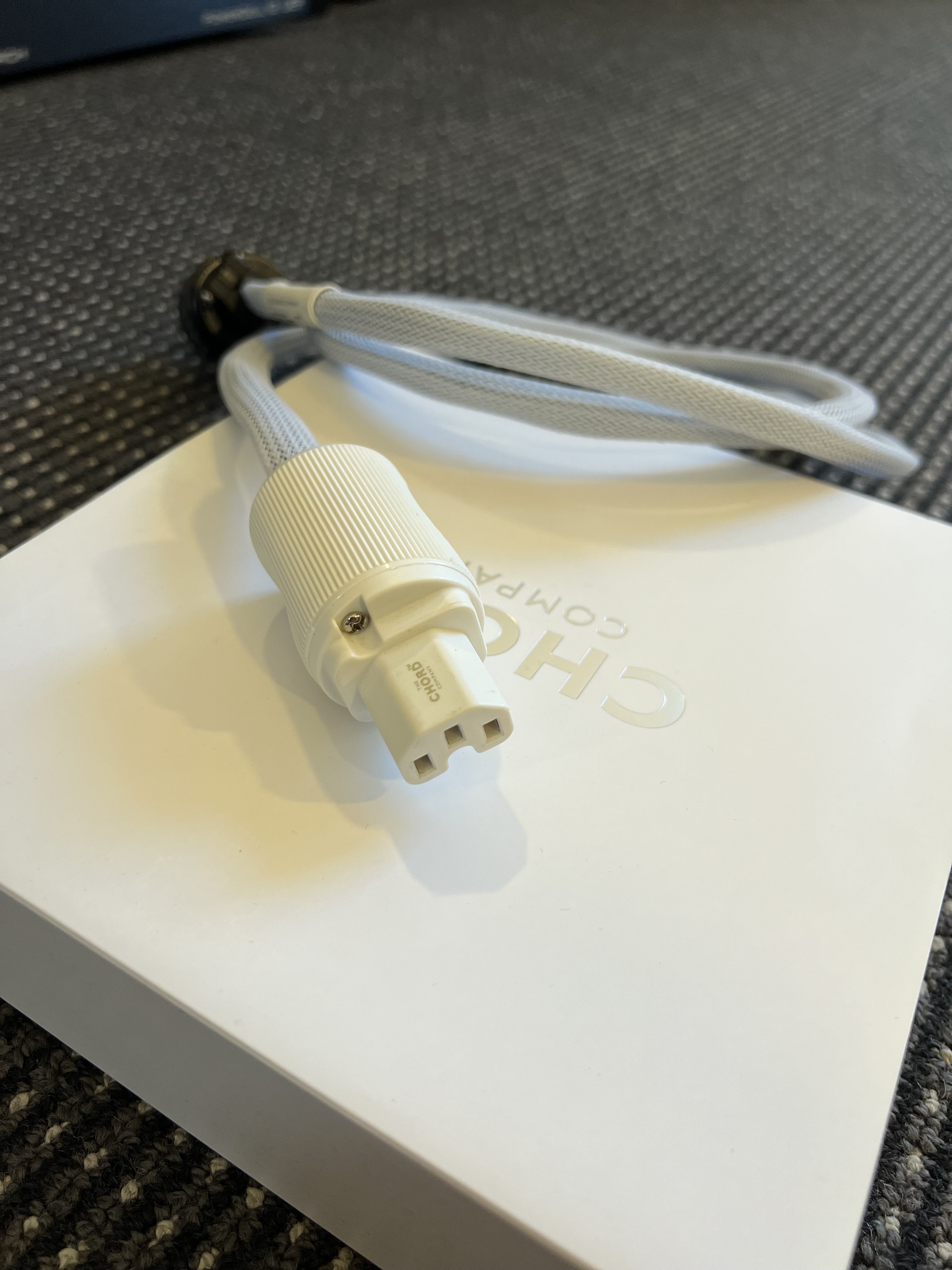 Chord Sarum T power cable C15 / AU plugs 1.6m ﻿ HiFi and Cinema