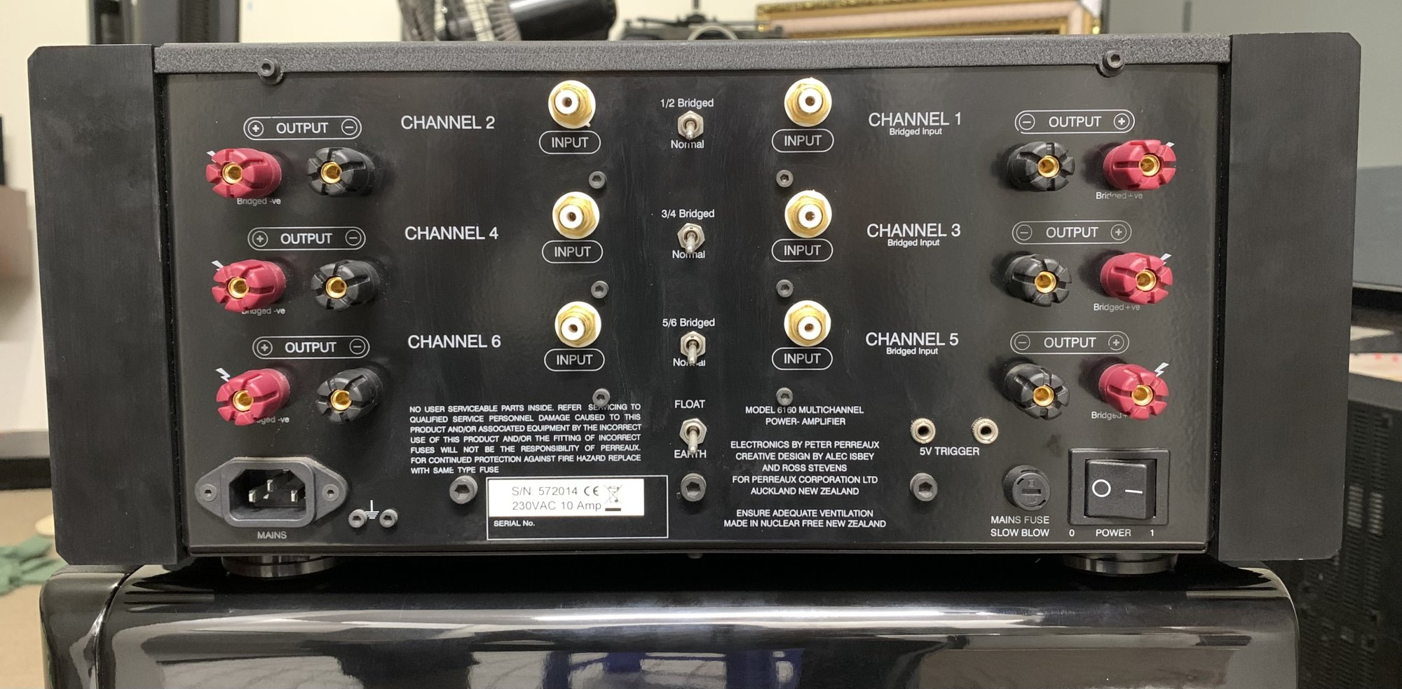 PERREAUX 6 x 160W Multichannel Power Amp ﻿ Stereo, Home Cinema