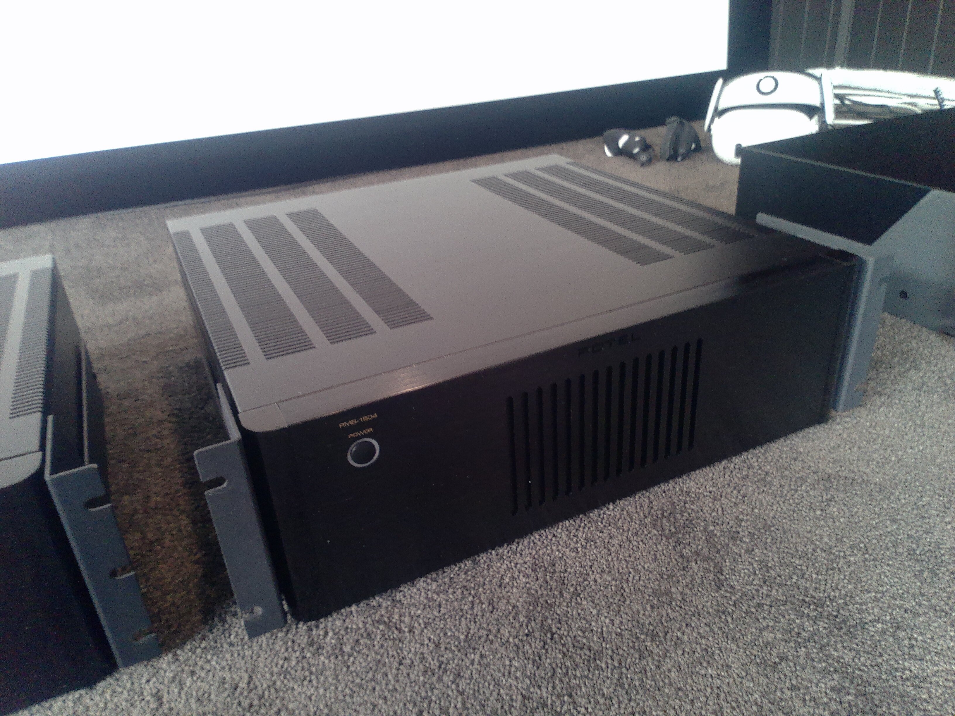 Rotel RMB1504 Power Amplifer - Class AB 4x70W - Stereo, Home Cinema ...
