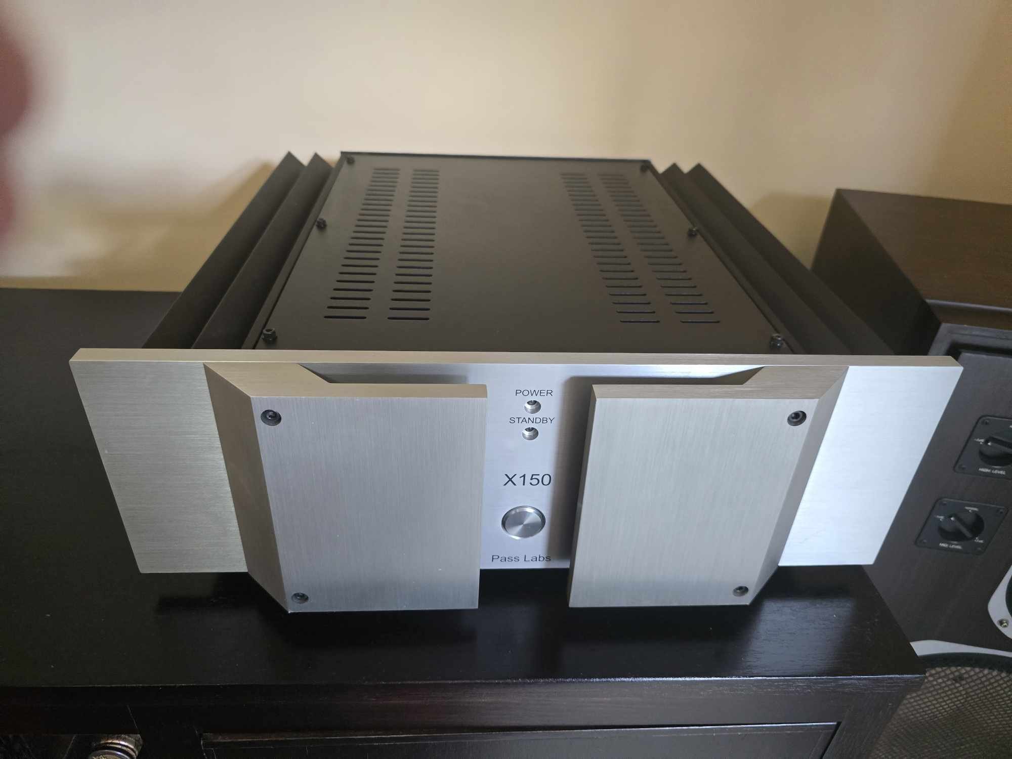 FS: Pass Labs X150 Power Amplifier