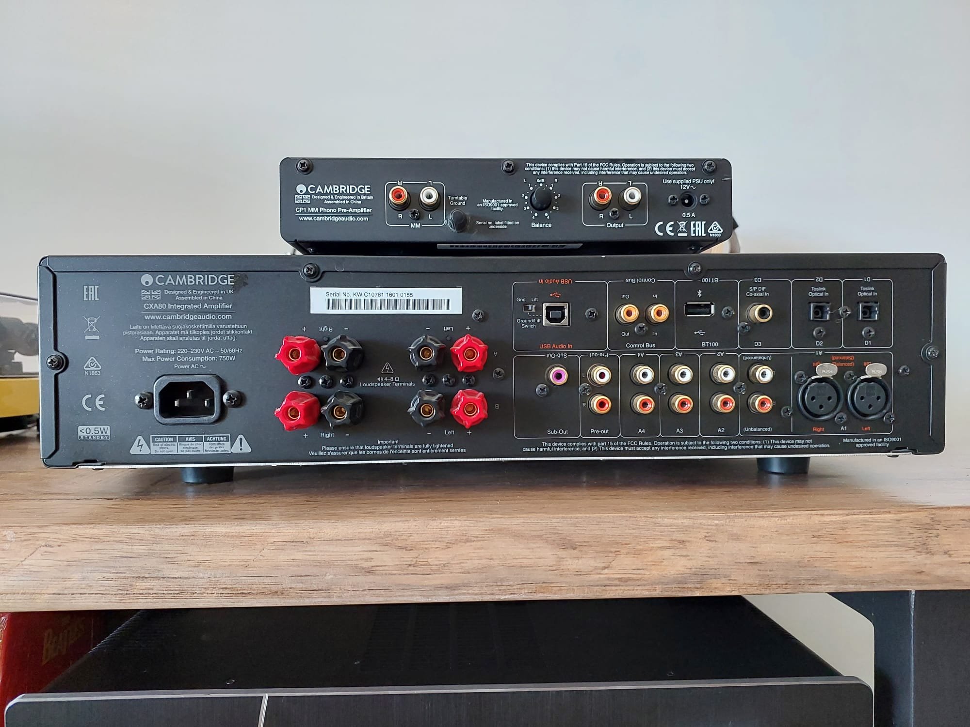 ホアン　2台 Cambridge Audio CXA80 integrated amp and BT100 Bluetooth