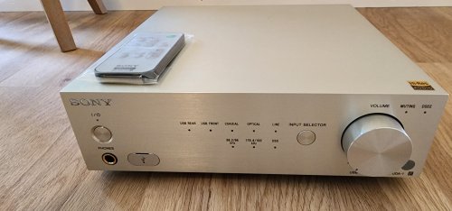 Sony UDA-1 Integrated Amplifier (Solid State)
