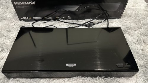 Panasonic DP-UB820 Blu-ray Player