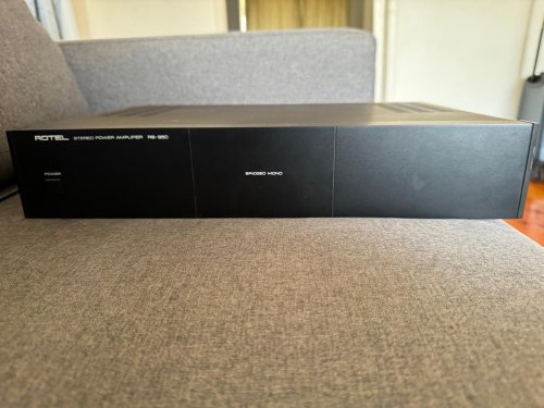 Rotel RB-850 Power Amplifier
