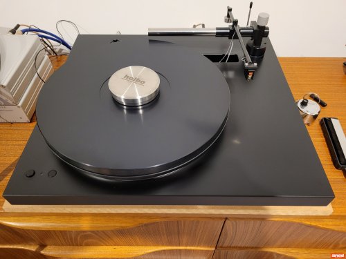 Holbo Air bearing turntable system Turntable and Tonearm Package