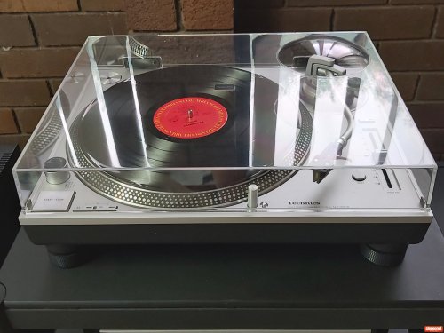 Technics SL1200GR Made in Japan Turntable - Turntables & Record