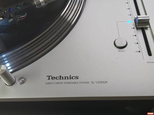 Technics SL1200GR Made in Japan Turntable - Turntables & Record